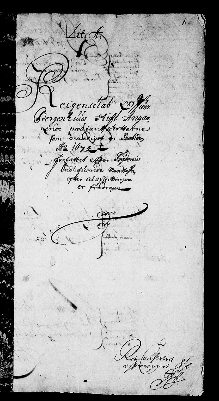 Rentekammeret inntil 1814, Reviderte regnskaper, Stiftamtstueregnskaper, Bergen stiftamt, AV/RA-EA-6043/R/Rc/L0039: Bergen stiftamt, 1674-1679