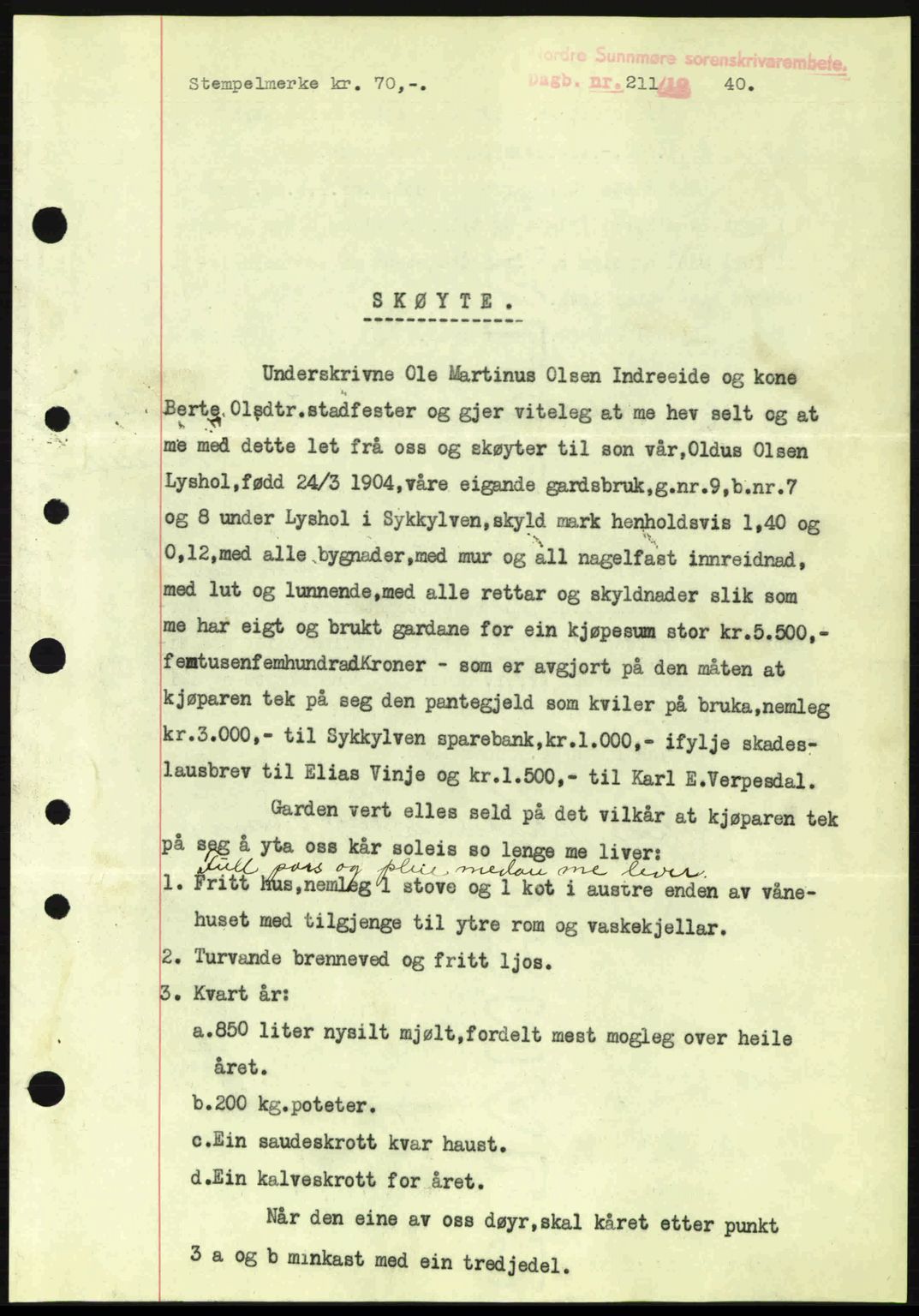 Nordre Sunnmøre sorenskriveri, AV/SAT-A-0006/1/2/2C/2Ca: Mortgage book no. A8, 1939-1940, Diary no: : 211/1940