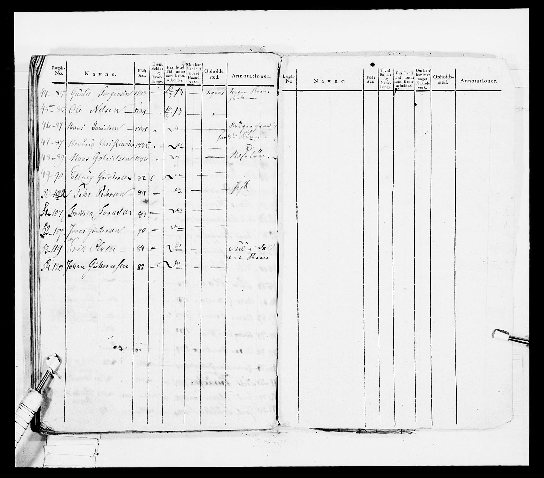 Generalitets- og kommissariatskollegiet, Det kongelige norske kommissariatskollegium, RA/EA-5420/E/Eh/L0036a: Nordafjelske gevorbne infanteriregiment, 1813, p. 317