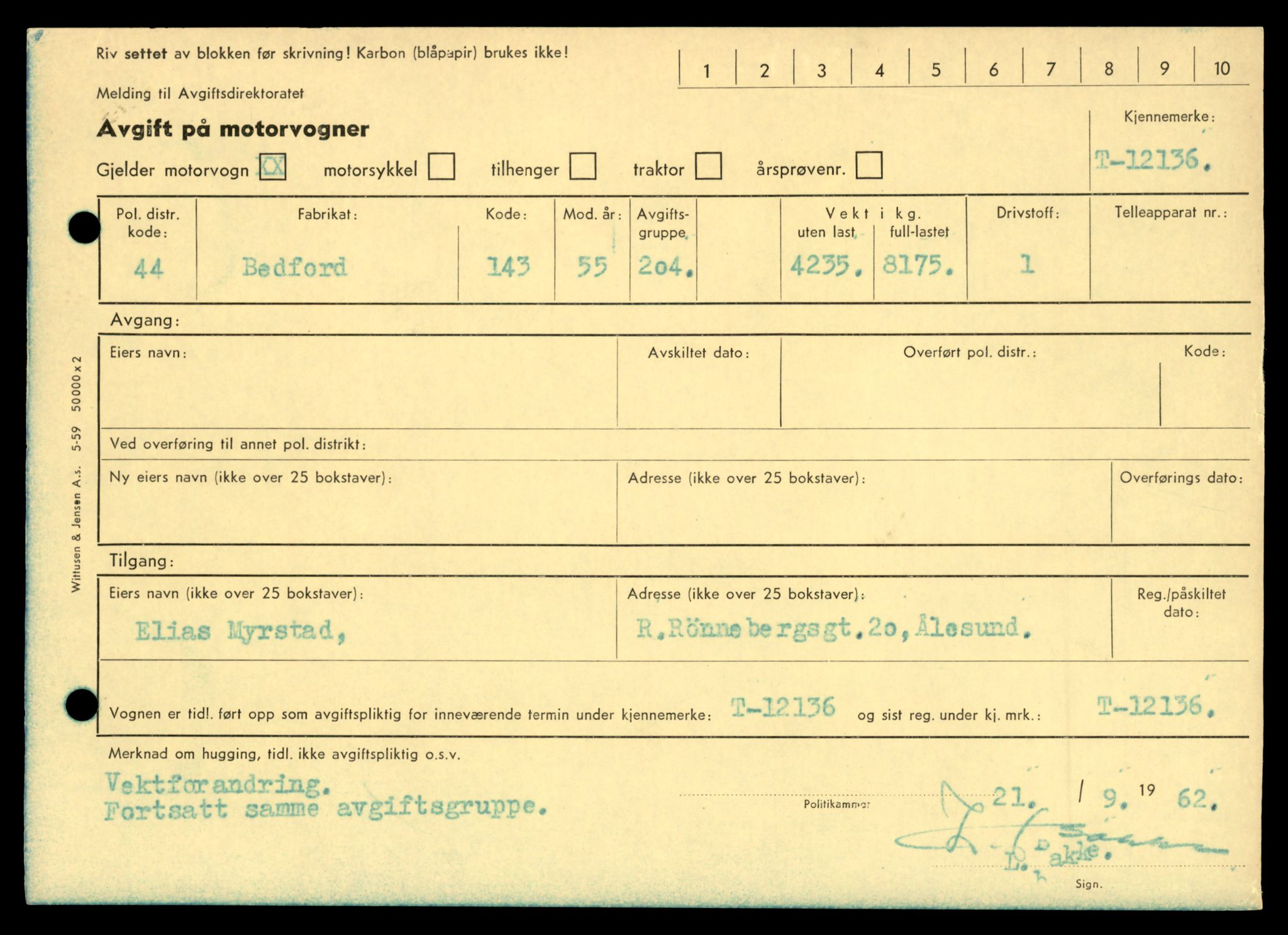 Møre og Romsdal vegkontor - Ålesund trafikkstasjon, AV/SAT-A-4099/F/Fe/L0032: Registreringskort for kjøretøy T 11997 - T 12149, 1927-1998, p. 2971