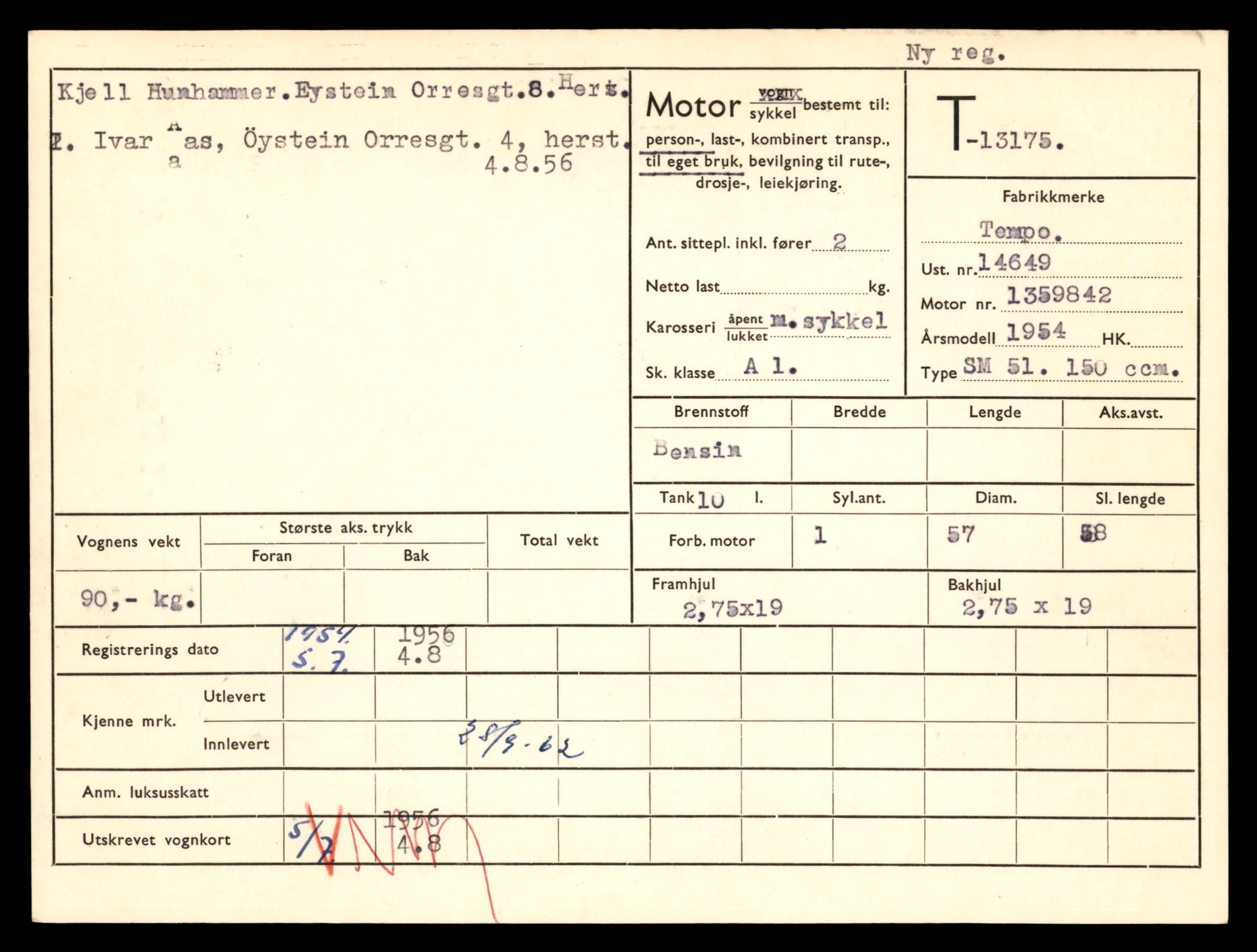 Møre og Romsdal vegkontor - Ålesund trafikkstasjon, AV/SAT-A-4099/F/Fe/L0037: Registreringskort for kjøretøy T 13031 - T 13179, 1927-1998, p. 2788