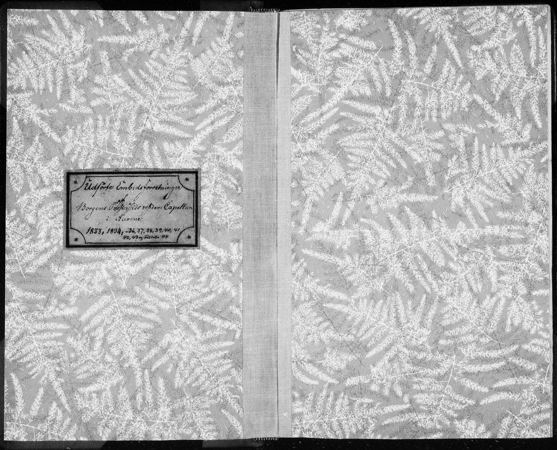 Ministerialprotokoller, klokkerbøker og fødselsregistre - Møre og Romsdal, AV/SAT-A-1454/528/L0414: Curate's parish register no. 528B02, 1833-1844