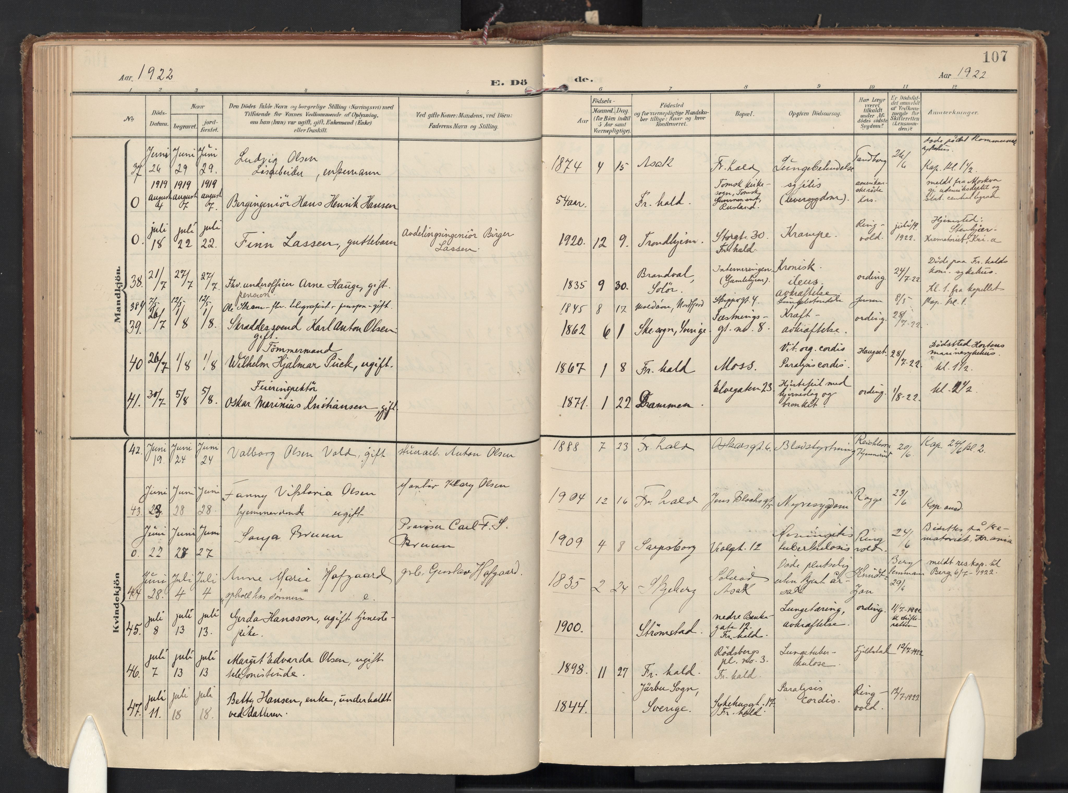 Halden prestekontor Kirkebøker, AV/SAO-A-10909/F/Fa/L0016: Parish register (official) no. I 16, 1907-1925, p. 107