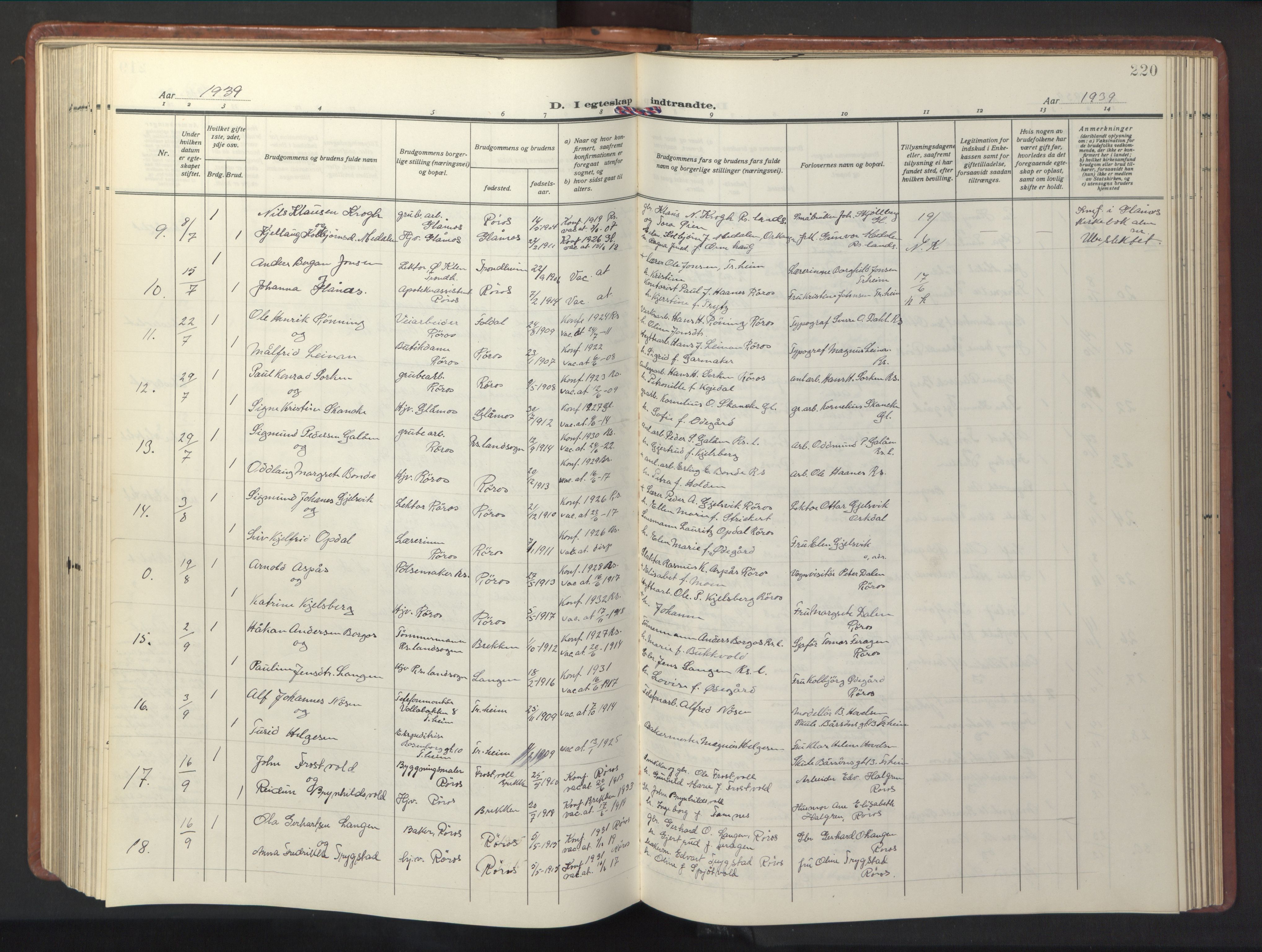 Ministerialprotokoller, klokkerbøker og fødselsregistre - Sør-Trøndelag, SAT/A-1456/681/L0943: Parish register (copy) no. 681C07, 1926-1954, p. 220