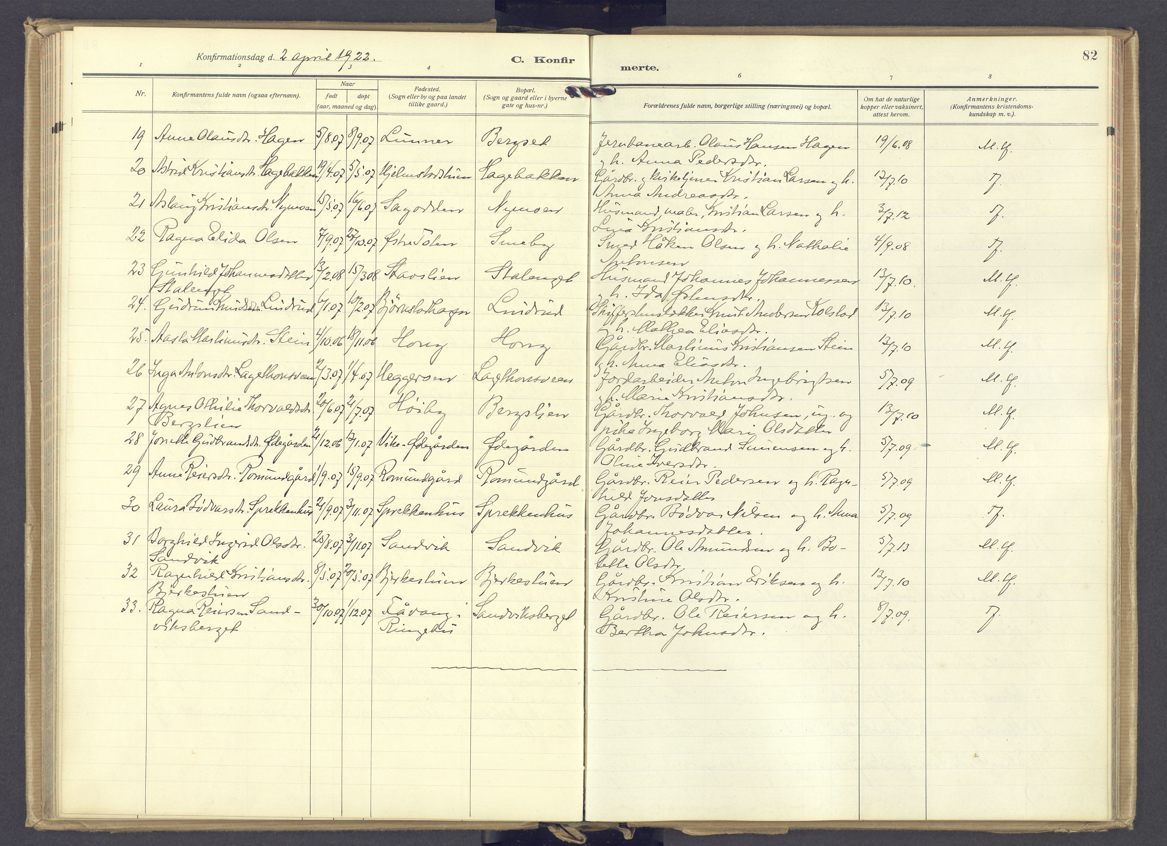 Øyer prestekontor, SAH/PREST-084/H/Ha/Haa/L0014: Parish register (official) no. 14, 1919-1932, p. 82