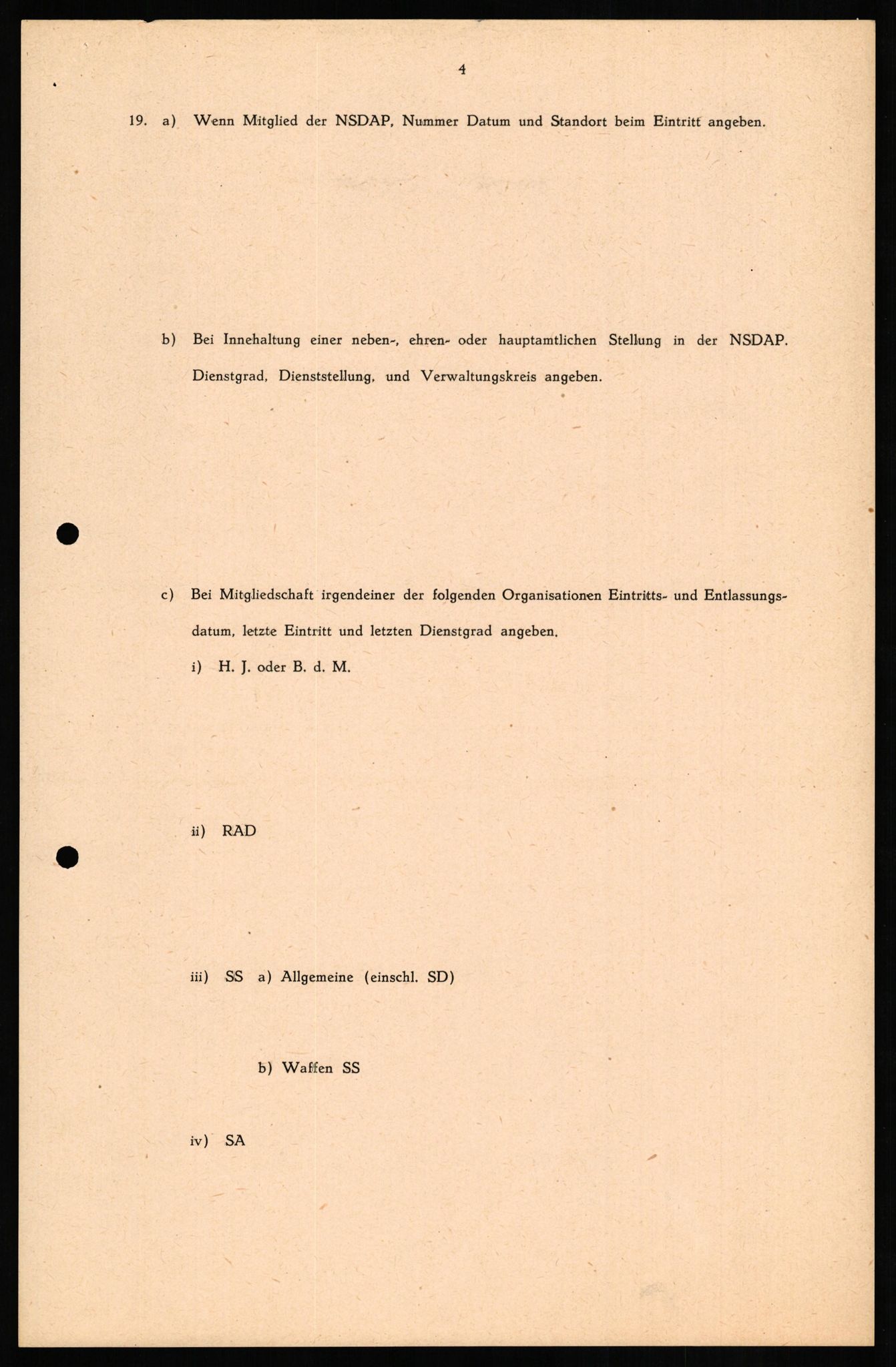 Forsvaret, Forsvarets overkommando II, AV/RA-RAFA-3915/D/Db/L0015: CI Questionaires. Tyske okkupasjonsstyrker i Norge. Tyskere., 1945-1946, p. 370