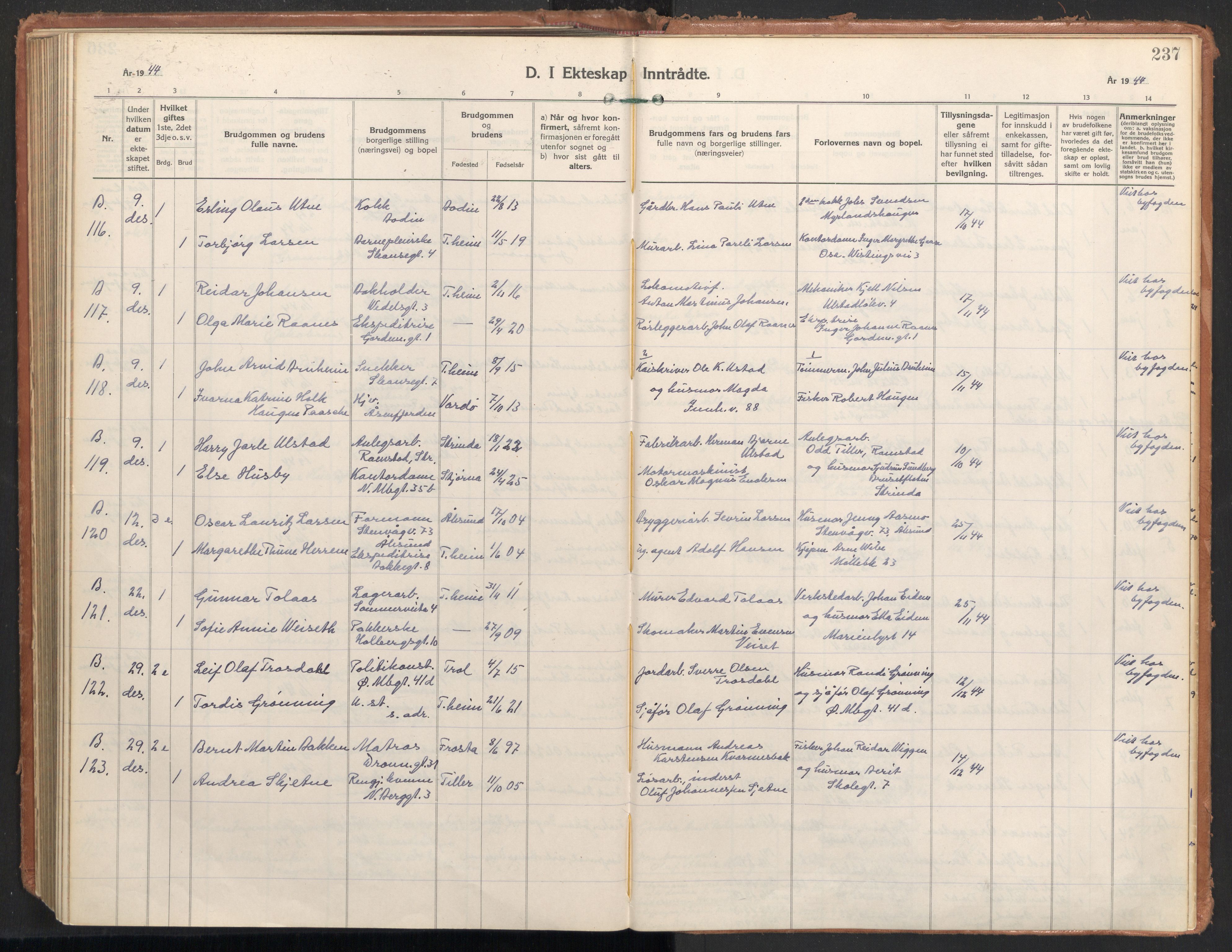 Ministerialprotokoller, klokkerbøker og fødselsregistre - Sør-Trøndelag, AV/SAT-A-1456/604/L0209: Parish register (official) no. 604A29, 1931-1945, p. 237