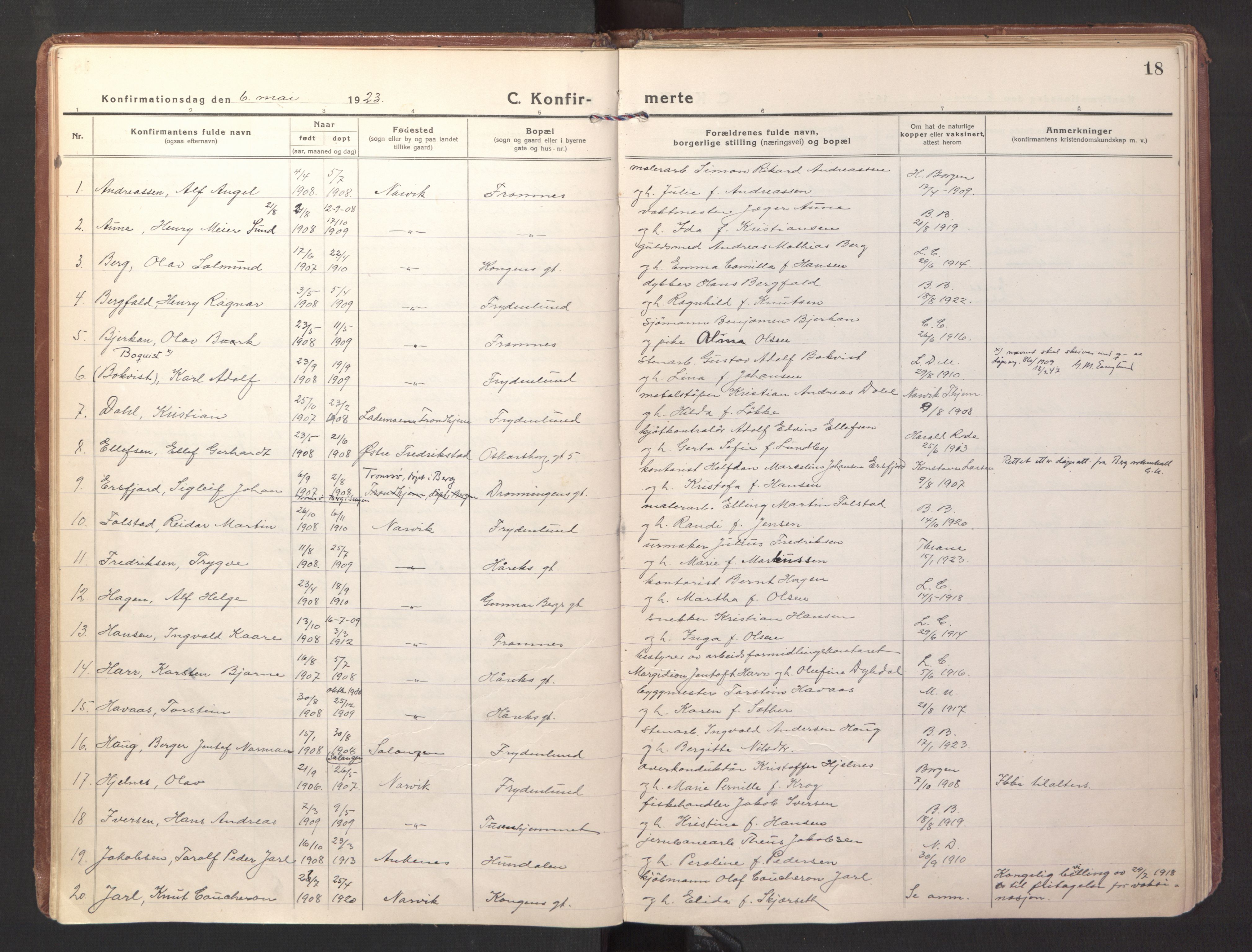 Ministerialprotokoller, klokkerbøker og fødselsregistre - Nordland, SAT/A-1459/871/L1004: Parish register (official) no. 871A20, 1921-1932, p. 18