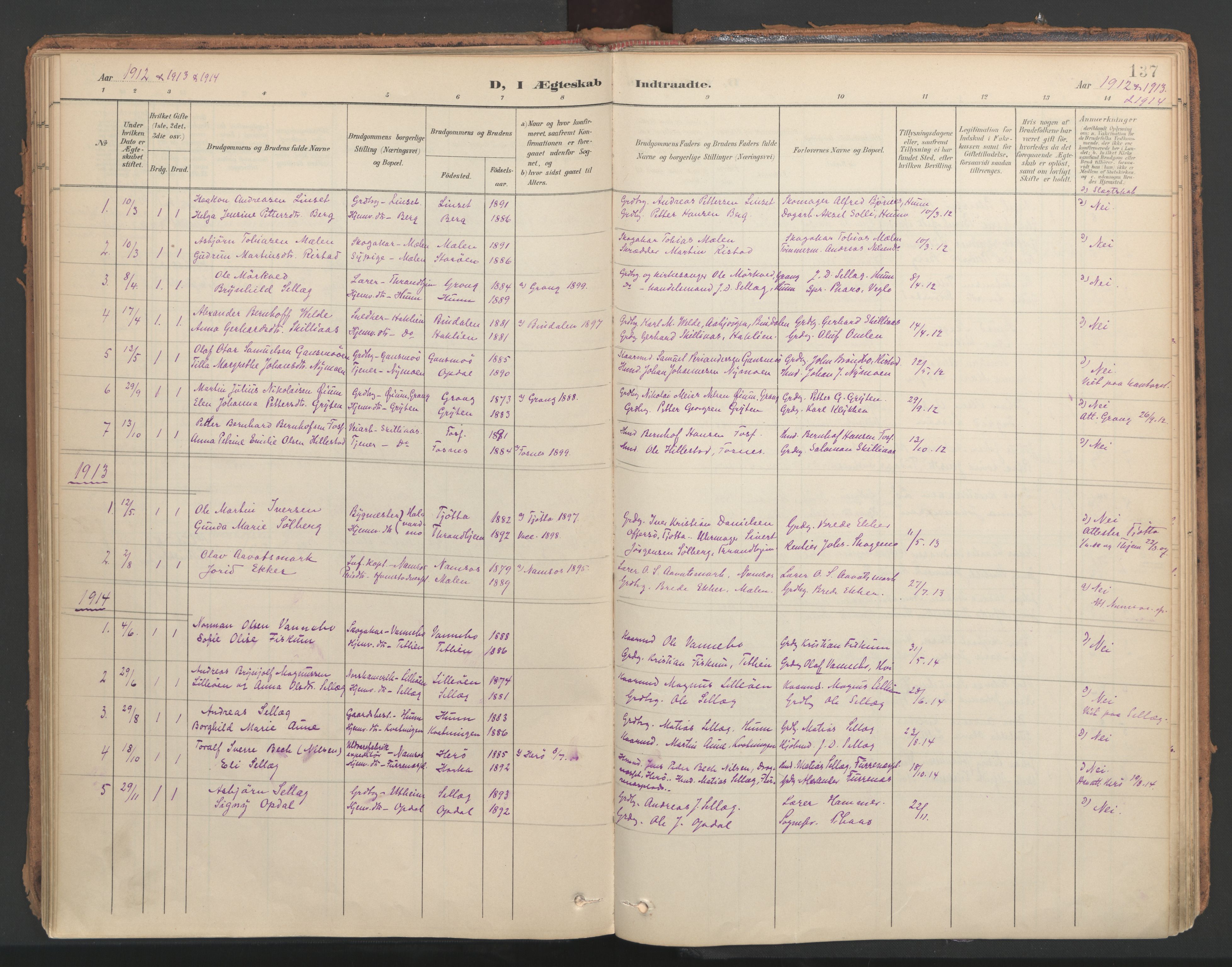 Ministerialprotokoller, klokkerbøker og fødselsregistre - Nord-Trøndelag, SAT/A-1458/766/L0564: Parish register (official) no. 767A02, 1900-1932, p. 137