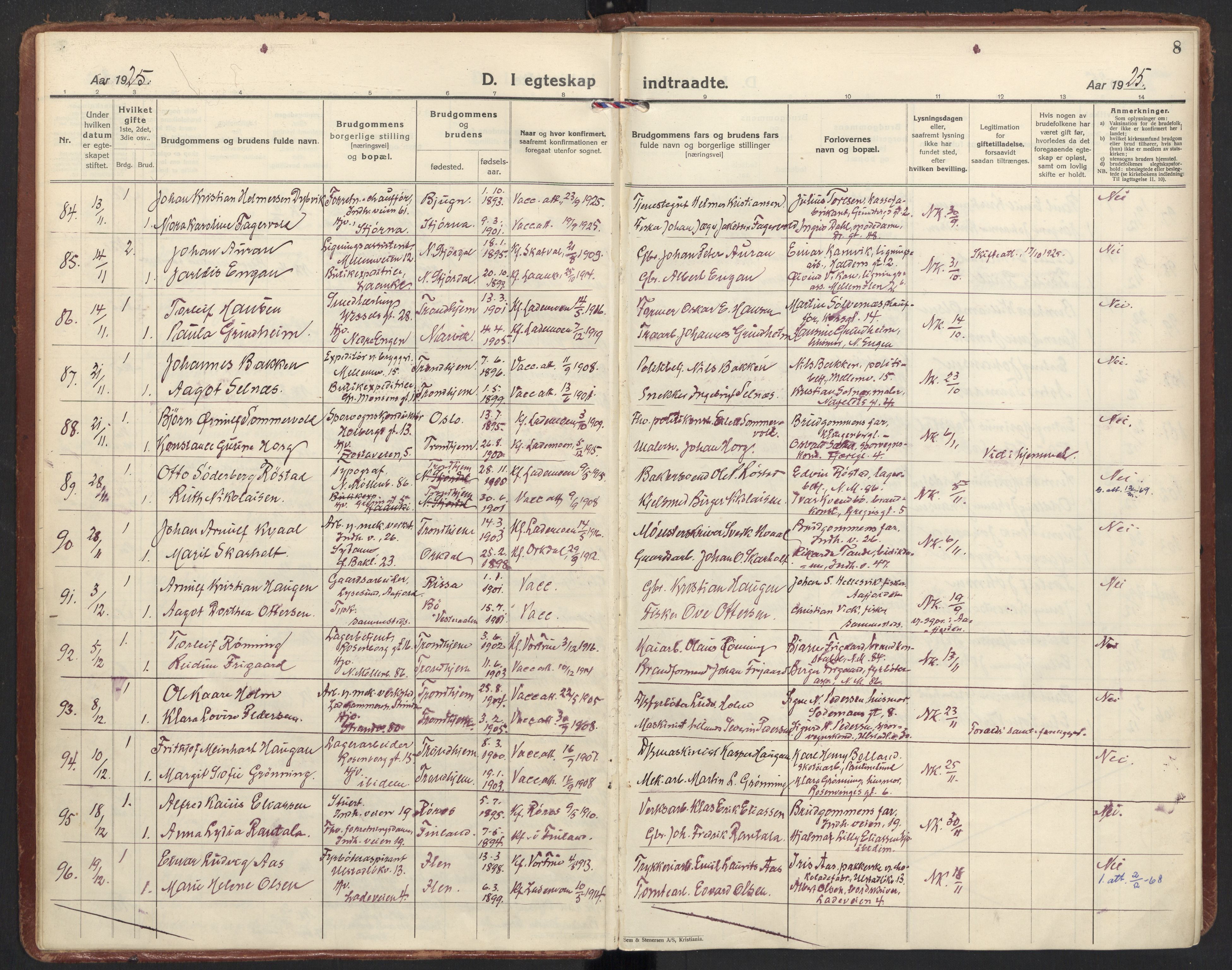 Ministerialprotokoller, klokkerbøker og fødselsregistre - Sør-Trøndelag, AV/SAT-A-1456/605/L0249: Parish register (official) no. 605A11, 1925-1936, p. 8