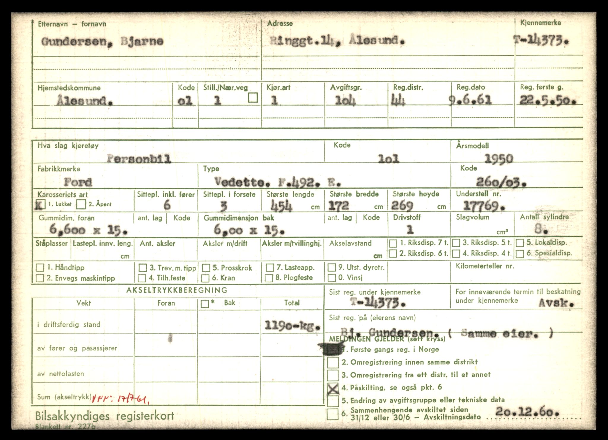 Møre og Romsdal vegkontor - Ålesund trafikkstasjon, AV/SAT-A-4099/F/Fe/L0045: Registreringskort for kjøretøy T 14320 - T 14444, 1927-1998, p. 1439