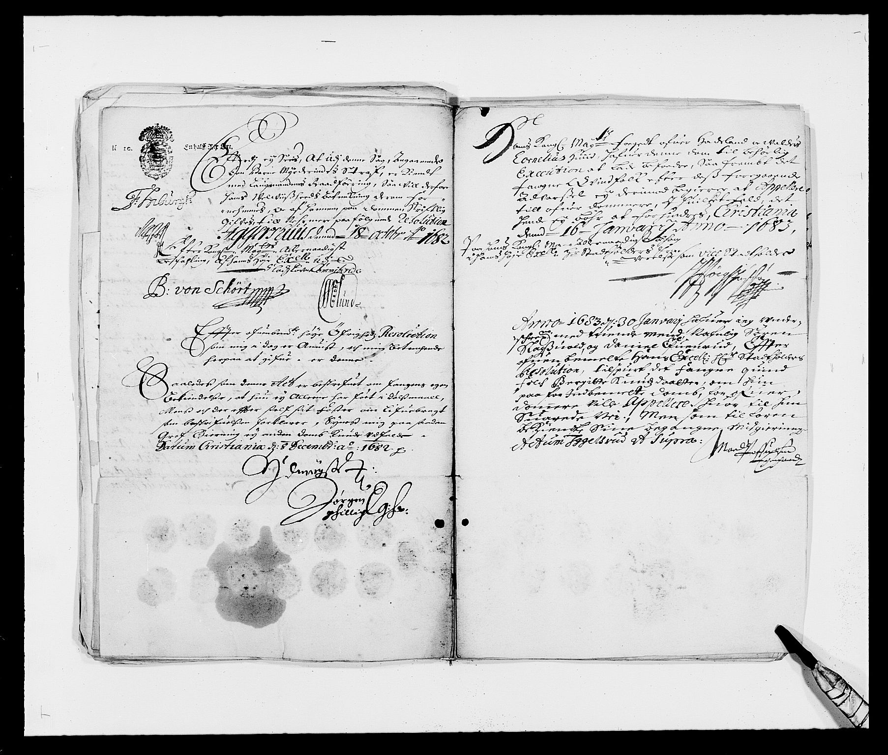 Rentekammeret inntil 1814, Reviderte regnskaper, Fogderegnskap, RA/EA-4092/R18/L1281: Fogderegnskap Hadeland, Toten og Valdres, 1682, p. 243