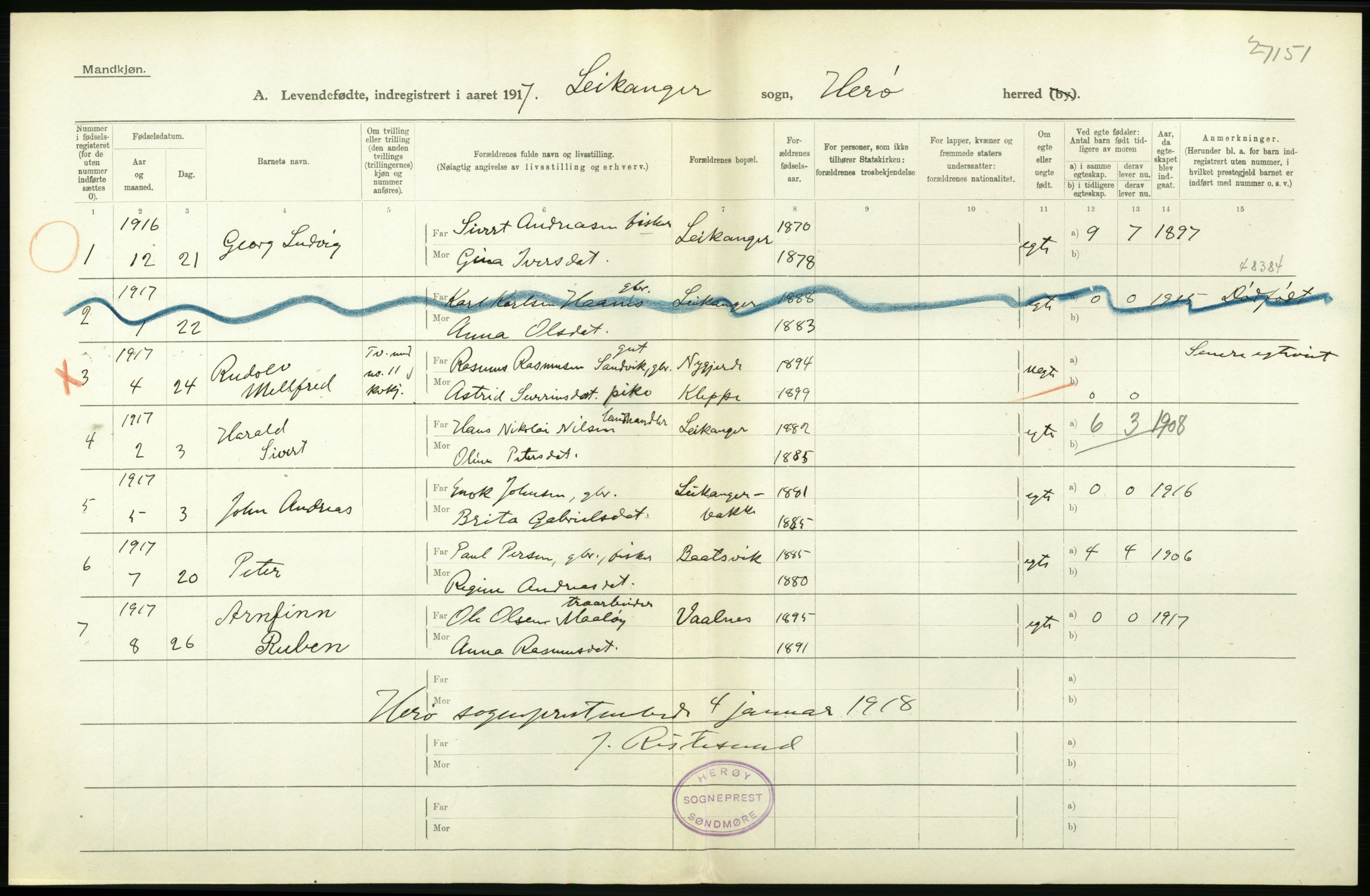 Statistisk sentralbyrå, Sosiodemografiske emner, Befolkning, AV/RA-S-2228/D/Df/Dfb/Dfbg/L0042: Romsdals amt: Levendefødte menn og kvinner. Bygder., 1917, p. 46