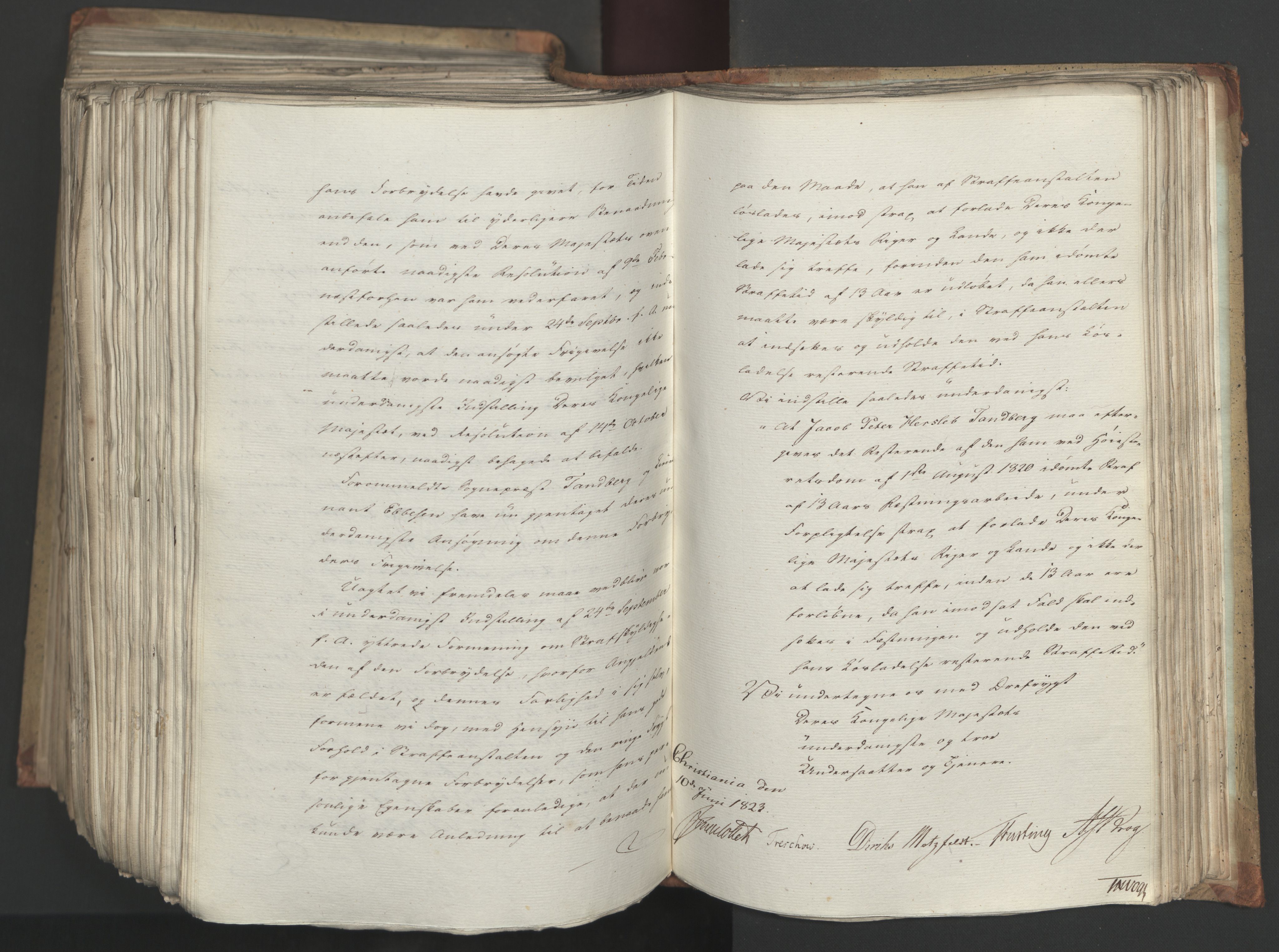 Statsrådsavdelingen i Stockholm, AV/RA-S-1003/D/Da/L0034: Regjeringsinnstillinger nr. 275-540, 1823, p. 573