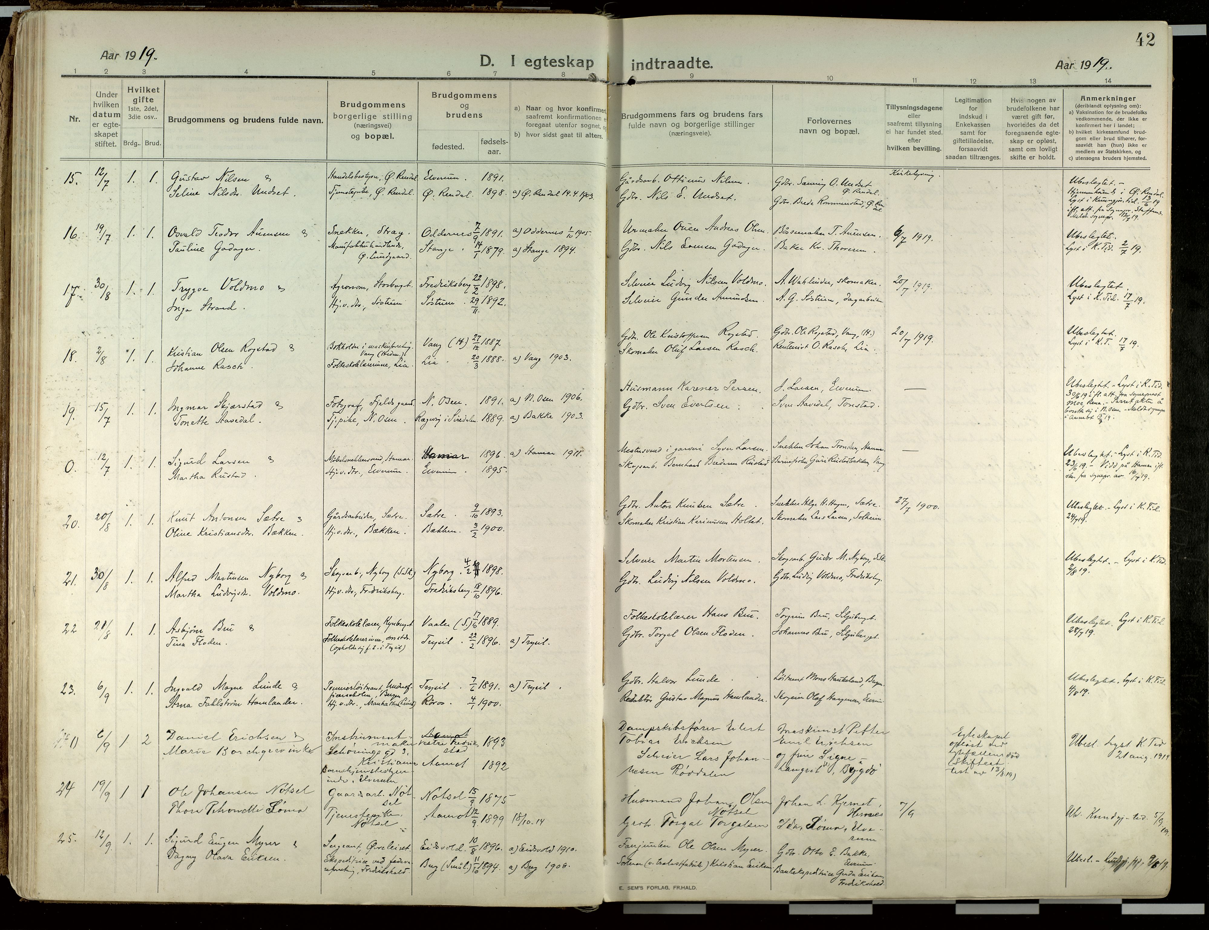 Elverum prestekontor, SAH/PREST-044/H/Ha/Haa/L0021: Parish register (official) no. 21, 1913-1928, p. 42