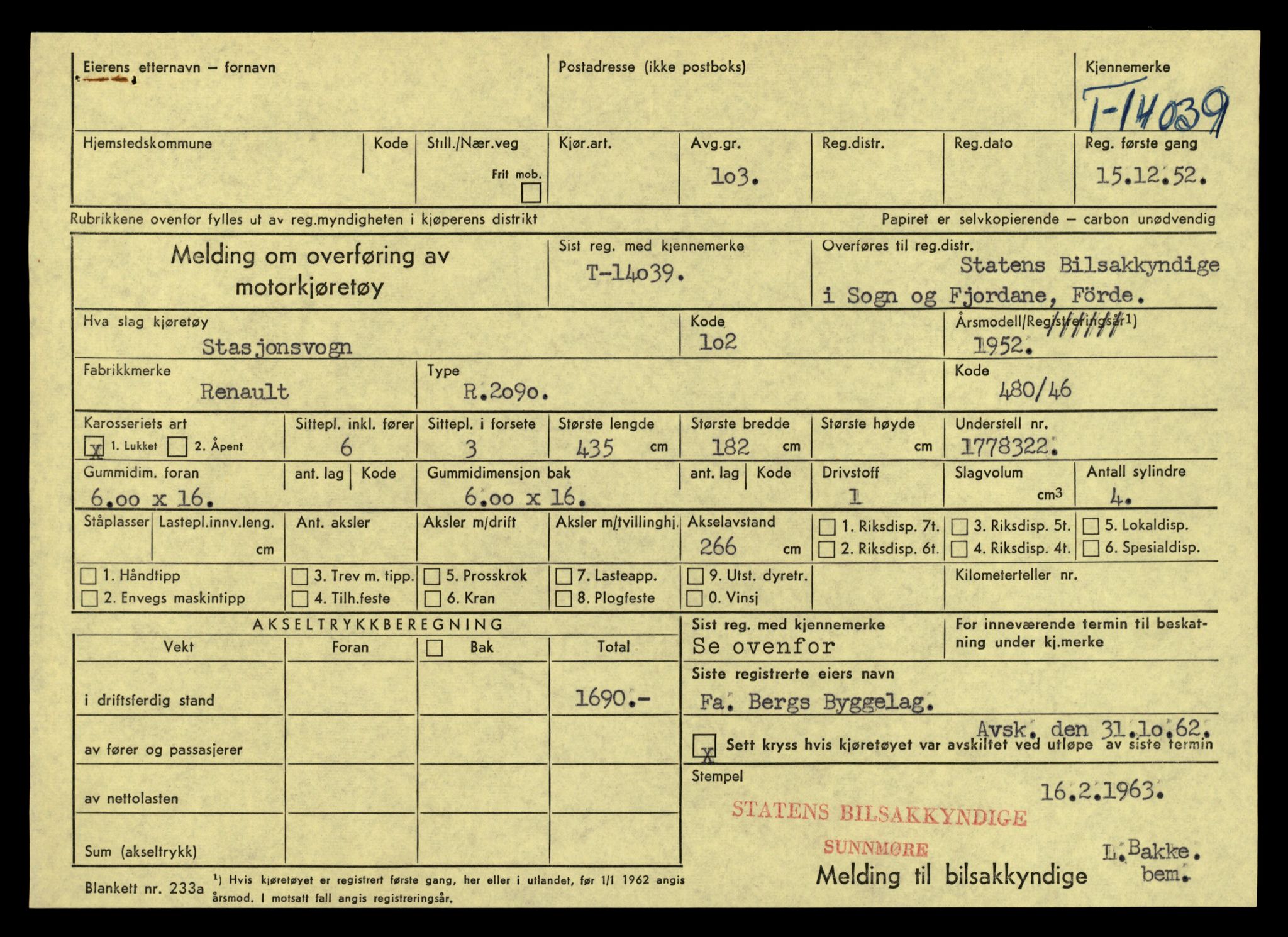 Møre og Romsdal vegkontor - Ålesund trafikkstasjon, AV/SAT-A-4099/F/Fe/L0042: Registreringskort for kjøretøy T 13906 - T 14079, 1927-1998, p. 2179