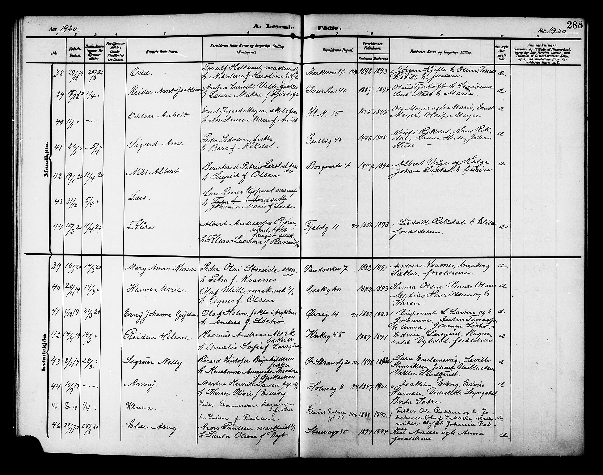 Ministerialprotokoller, klokkerbøker og fødselsregistre - Møre og Romsdal, AV/SAT-A-1454/529/L0471: Parish register (copy) no. 529C08, 1909-1921, p. 288