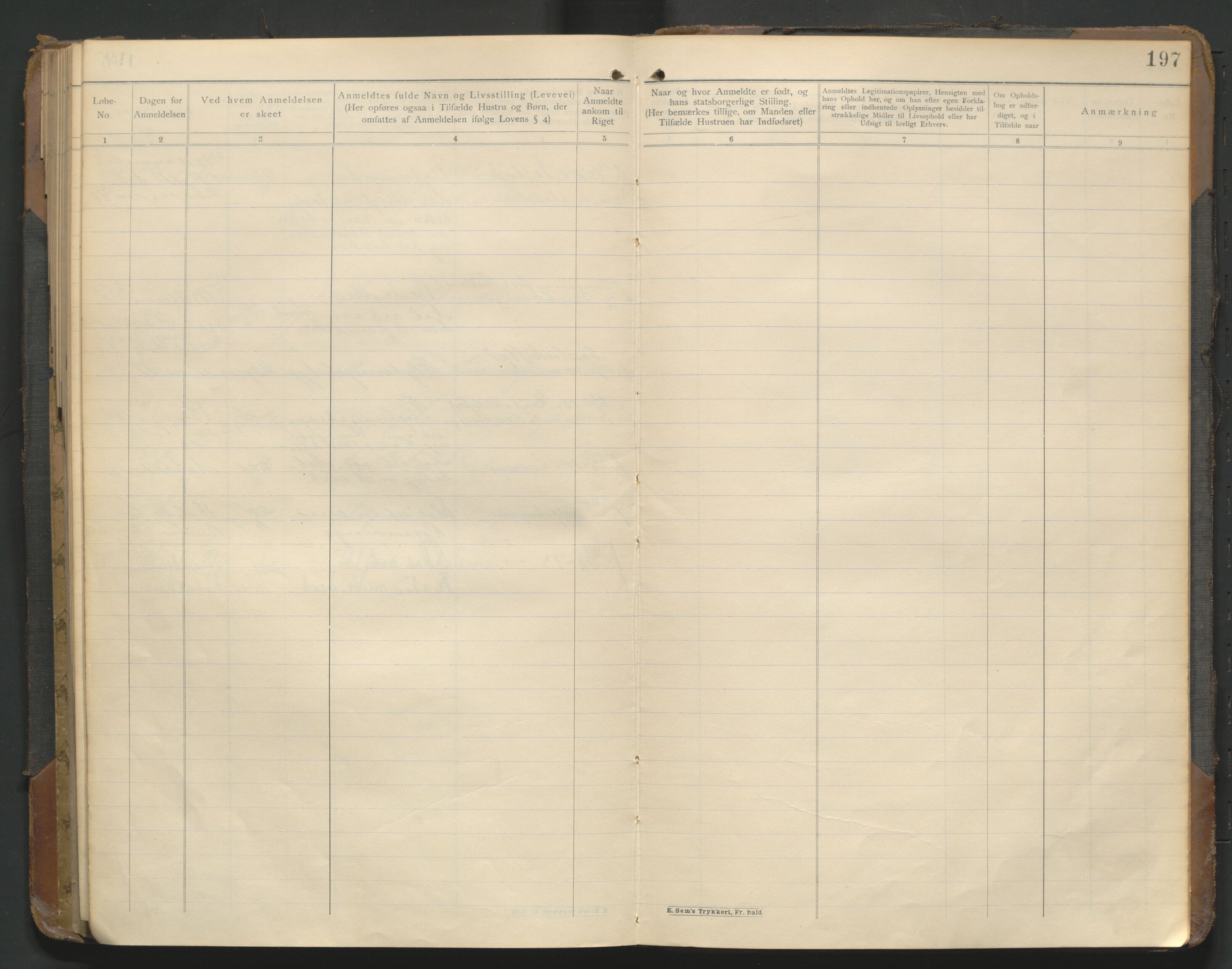 Fredrikstad politikammer, AV/SAO-A-10055/H/Hb/Hba/L0001: Protokoll over fremmede statsborgere, 1901-1916, p. 196b-197a