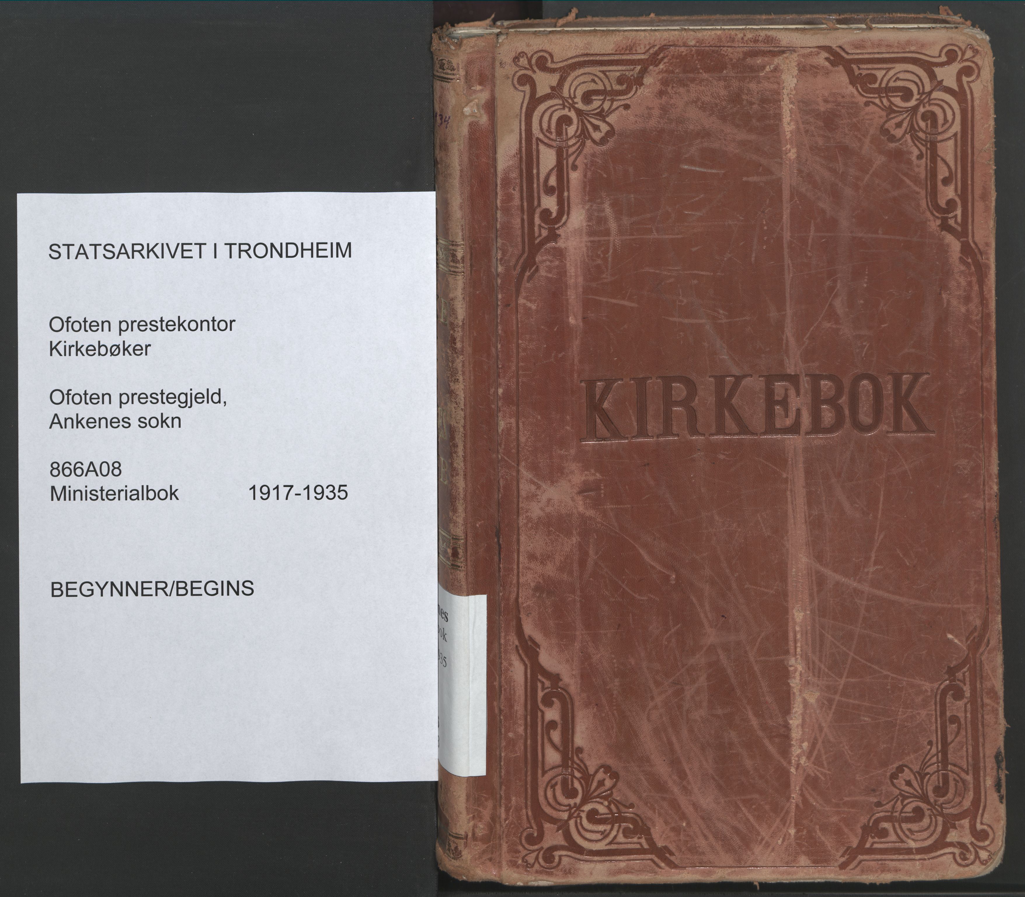 Ministerialprotokoller, klokkerbøker og fødselsregistre - Nordland, SAT/A-1459/866/L0945: Parish register (official) no. 866A08, 1917-1935