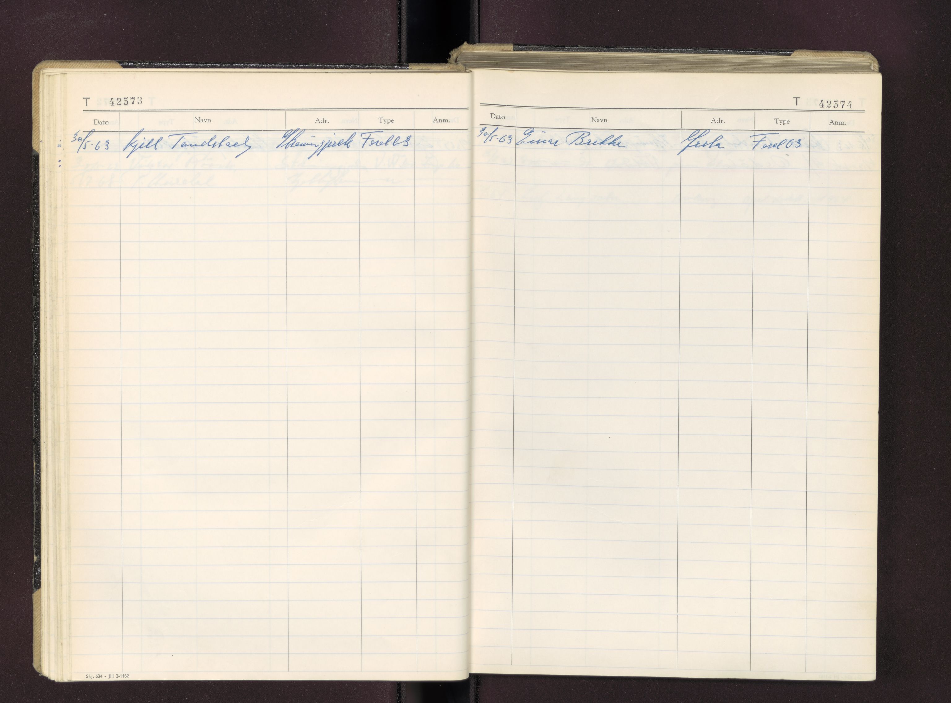 Møre og Romsdal vegkontor - Ålesund trafikkstasjon, AV/SAT-A-4099/F/Fc/L0038: Bilregister; T 42500 - T 42999, 1960-1970