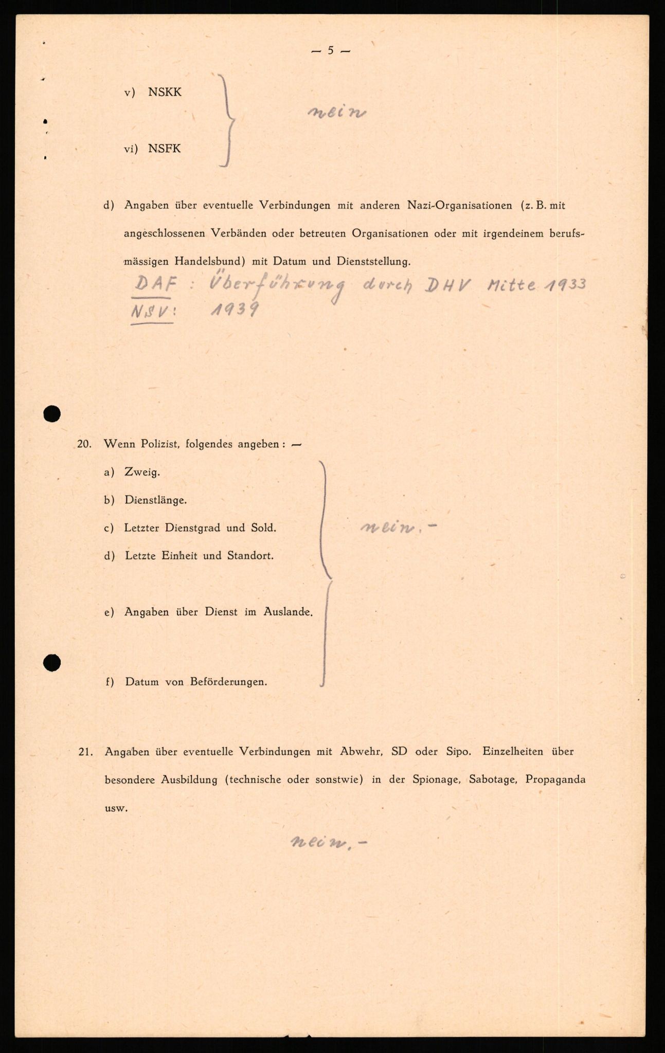 Forsvaret, Forsvarets overkommando II, AV/RA-RAFA-3915/D/Db/L0035: CI Questionaires. Tyske okkupasjonsstyrker i Norge. Tyskere., 1945-1946, p. 479