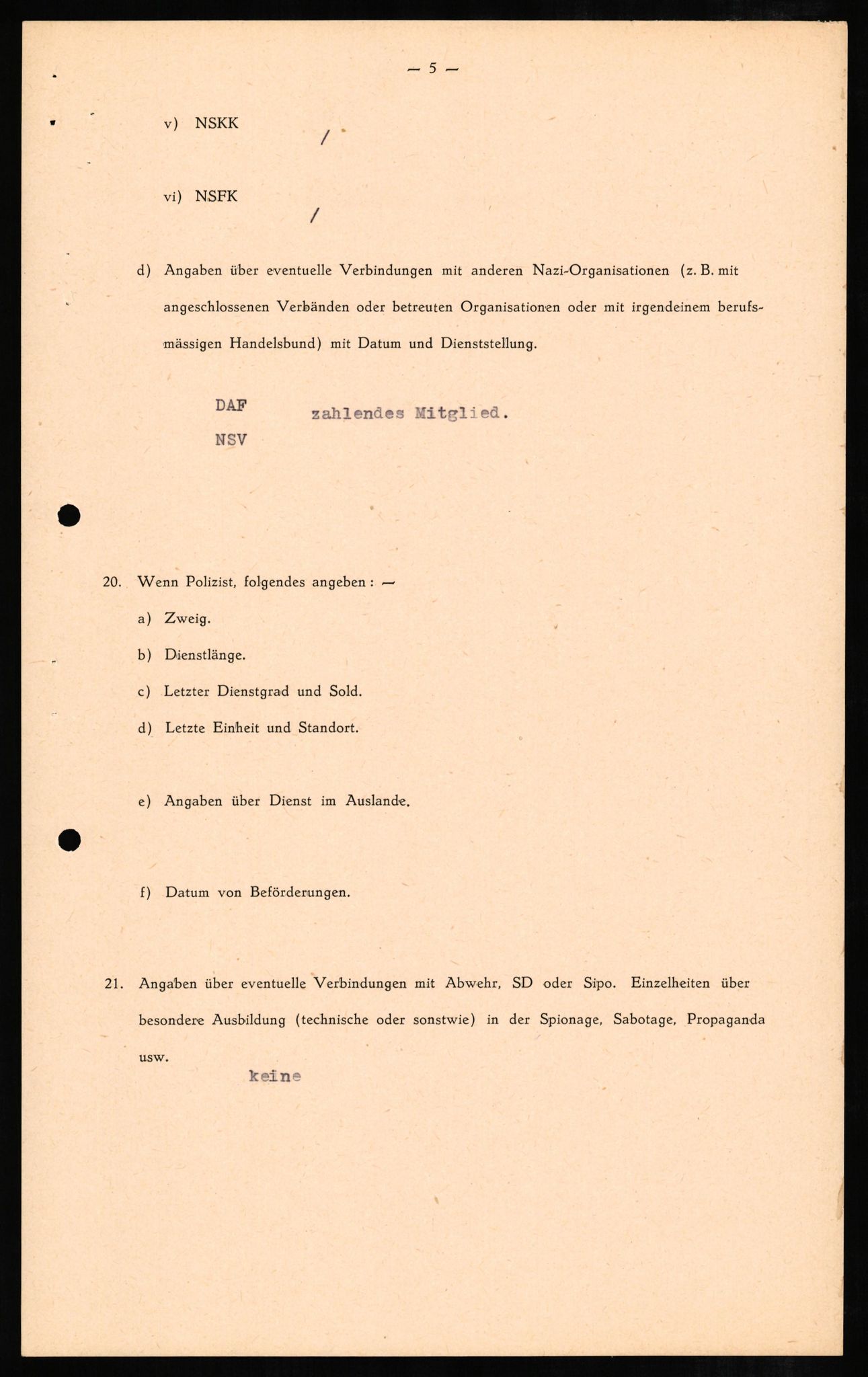 Forsvaret, Forsvarets overkommando II, AV/RA-RAFA-3915/D/Db/L0006: CI Questionaires. Tyske okkupasjonsstyrker i Norge. Tyskere., 1945-1946, p. 29