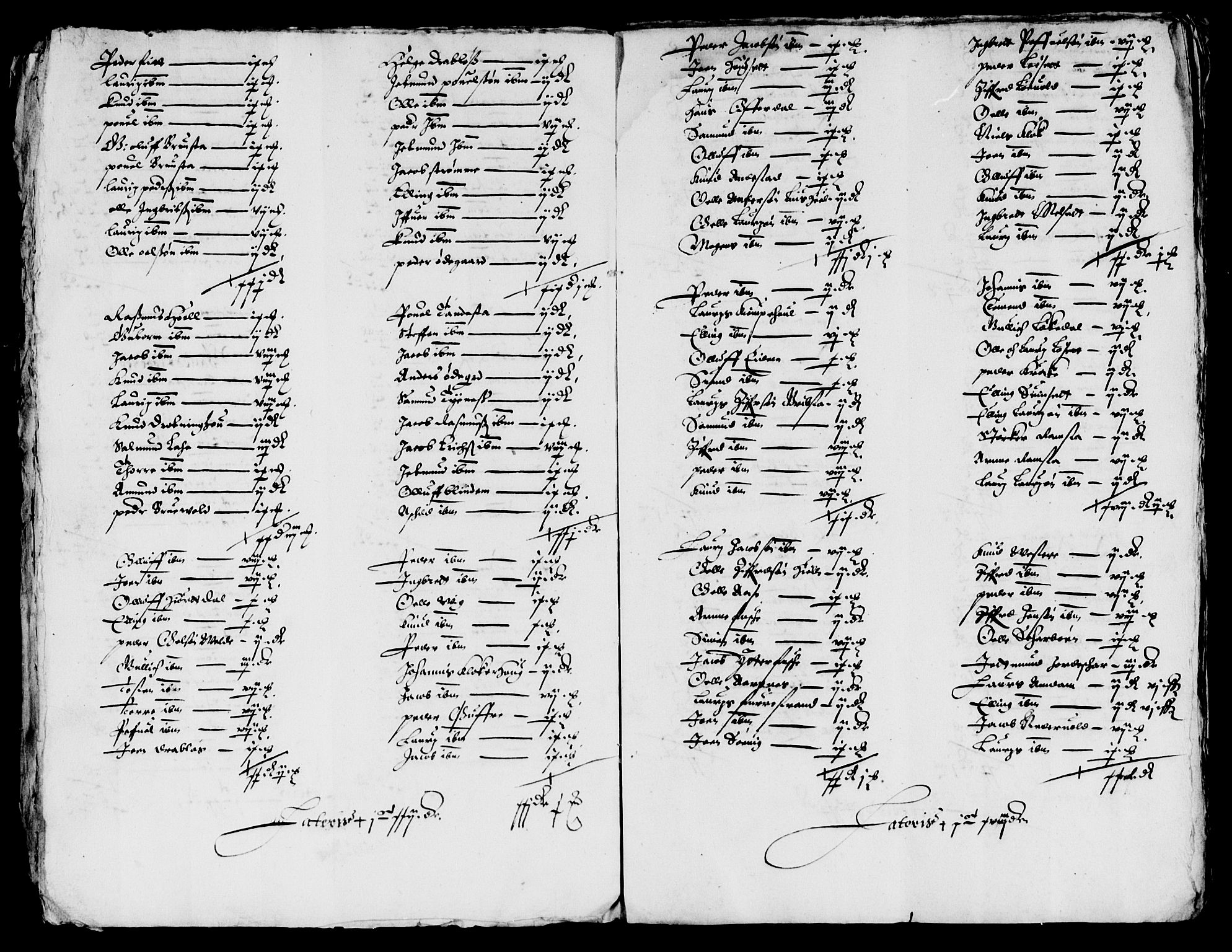 Rentekammeret inntil 1814, Reviderte regnskaper, Lensregnskaper, AV/RA-EA-5023/R/Rb/Rbt/L0062: Bergenhus len, 1632-1633