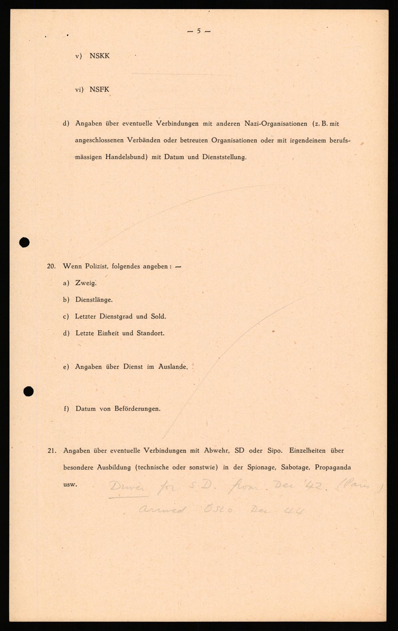 Forsvaret, Forsvarets overkommando II, AV/RA-RAFA-3915/D/Db/L0034: CI Questionaires. Tyske okkupasjonsstyrker i Norge. Tyskere., 1945-1946, p. 449