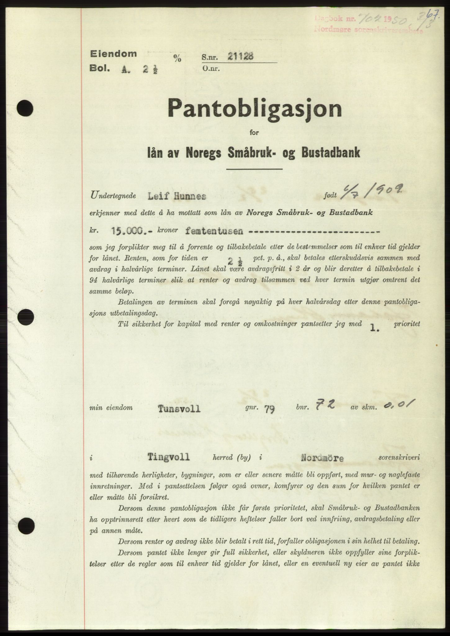 Nordmøre sorenskriveri, AV/SAT-A-4132/1/2/2Ca: Mortgage book no. B104, 1950-1950, Diary no: : 702/1950