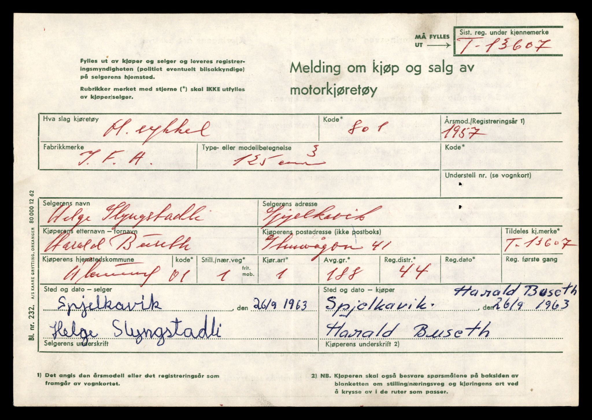 Møre og Romsdal vegkontor - Ålesund trafikkstasjon, AV/SAT-A-4099/F/Fe/L0040: Registreringskort for kjøretøy T 13531 - T 13709, 1927-1998, p. 1358