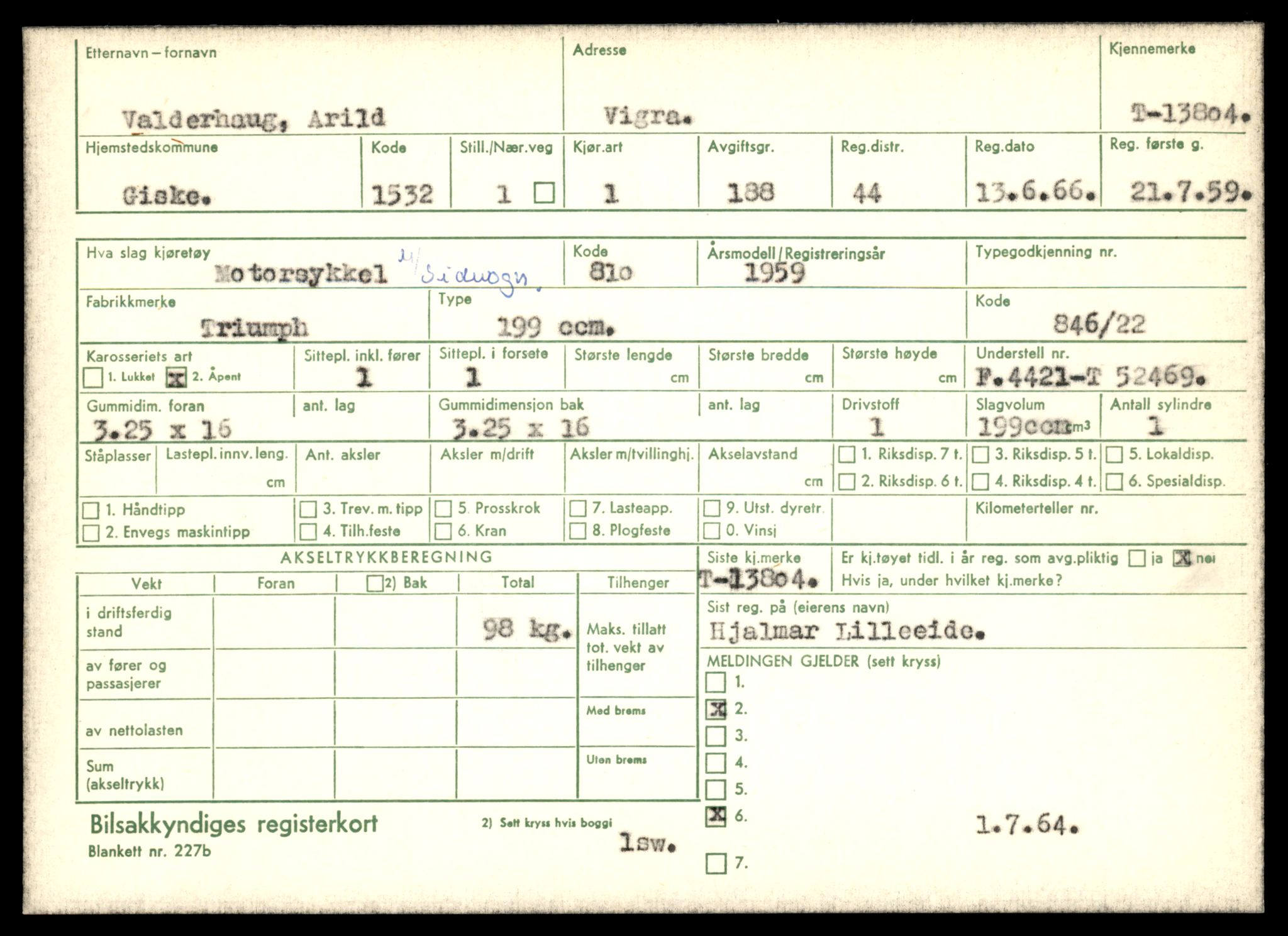 Møre og Romsdal vegkontor - Ålesund trafikkstasjon, AV/SAT-A-4099/F/Fe/L0041: Registreringskort for kjøretøy T 13710 - T 13905, 1927-1998, p. 1663