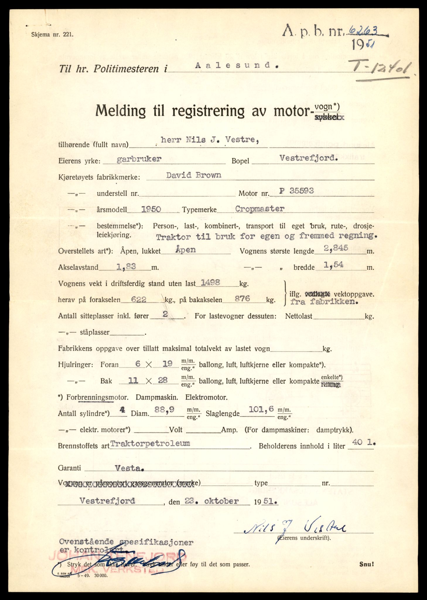 Møre og Romsdal vegkontor - Ålesund trafikkstasjon, AV/SAT-A-4099/F/Fe/L0033: Registreringskort for kjøretøy T 12151 - T 12474, 1927-1998, p. 2903