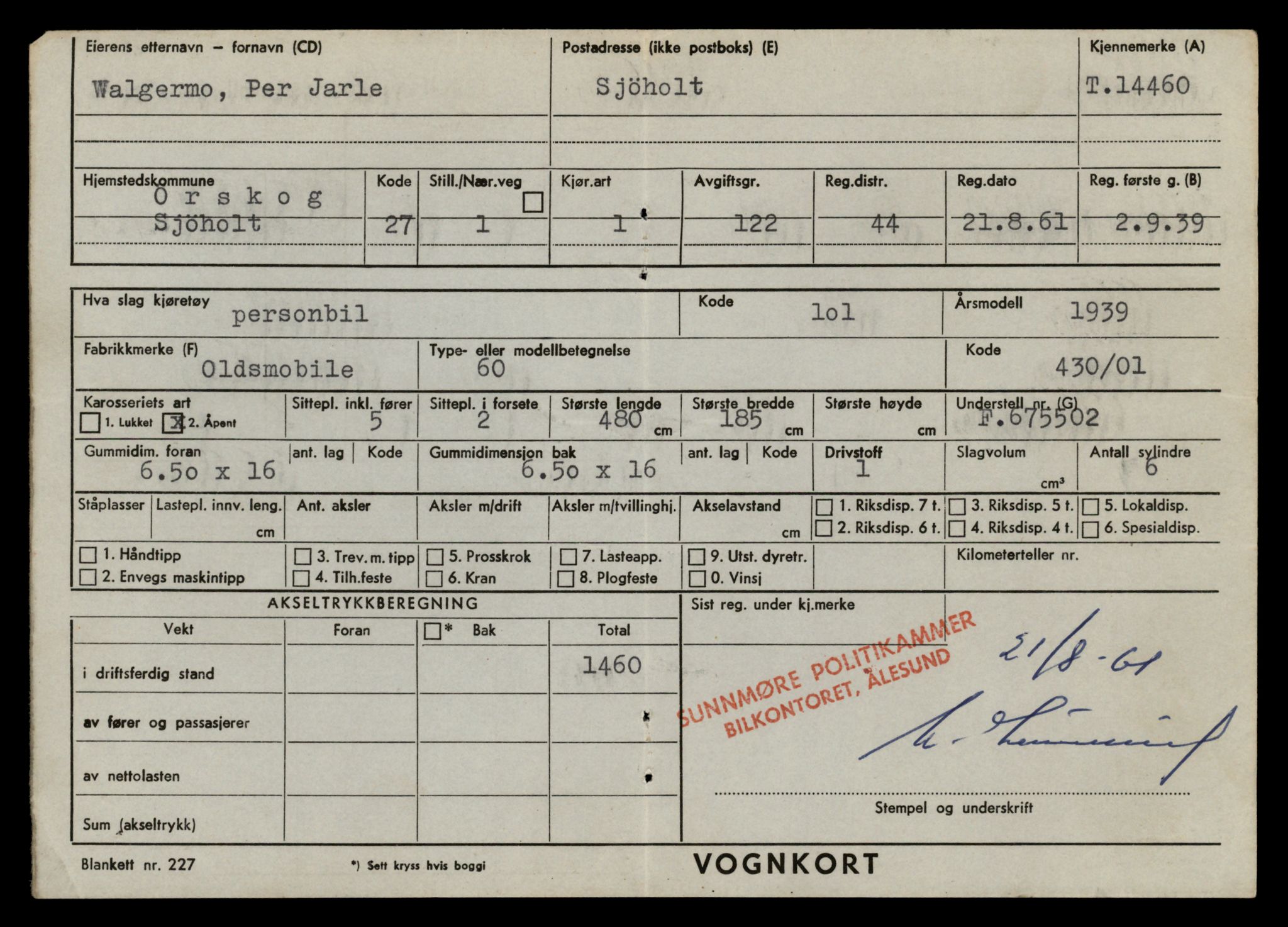 Møre og Romsdal vegkontor - Ålesund trafikkstasjon, AV/SAT-A-4099/F/Fe/L0046: Registreringskort for kjøretøy T 14445 - T 14579, 1927-1998