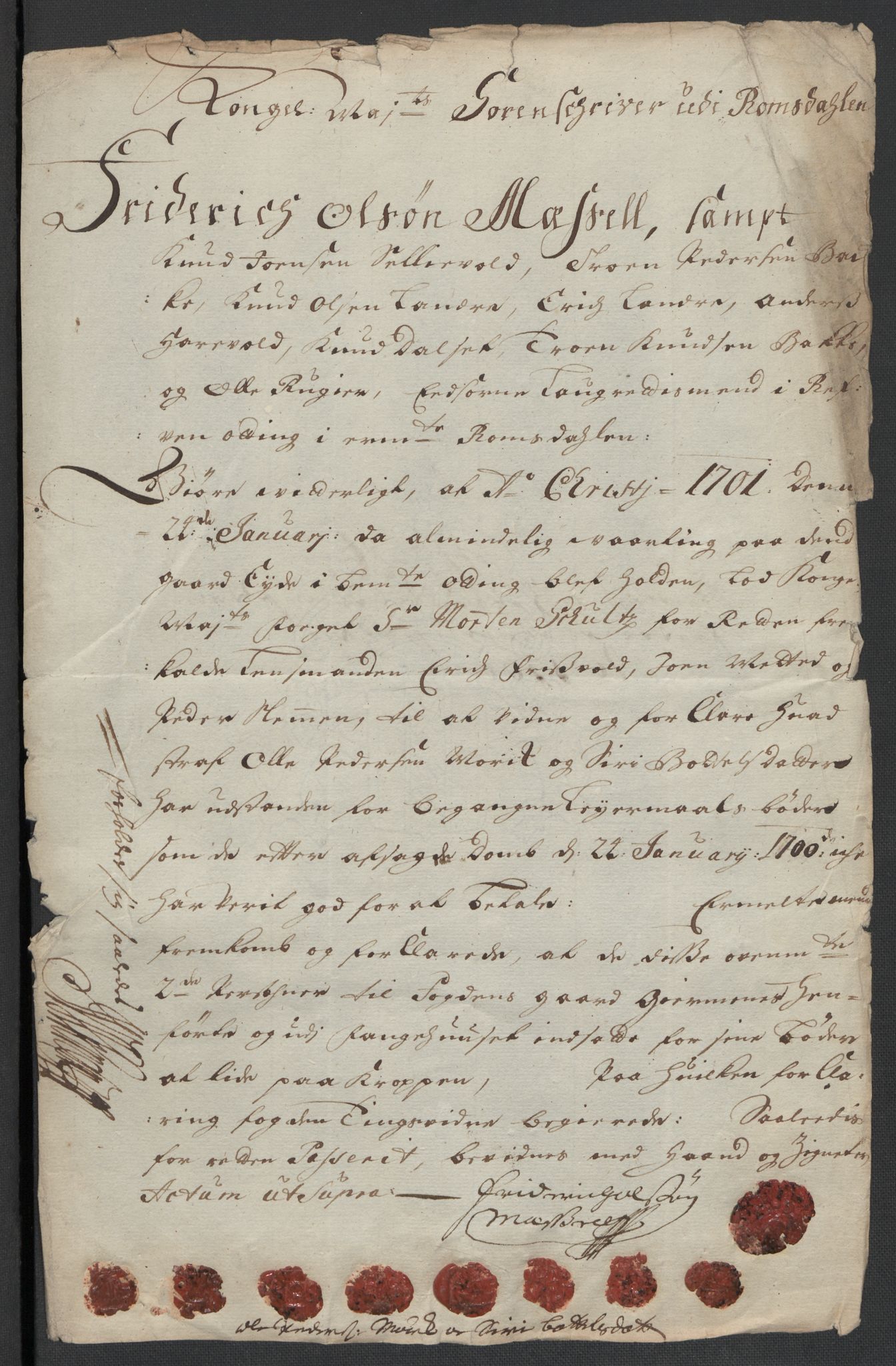 Rentekammeret inntil 1814, Reviderte regnskaper, Fogderegnskap, AV/RA-EA-4092/R55/L3654: Fogderegnskap Romsdal, 1699-1700, p. 364