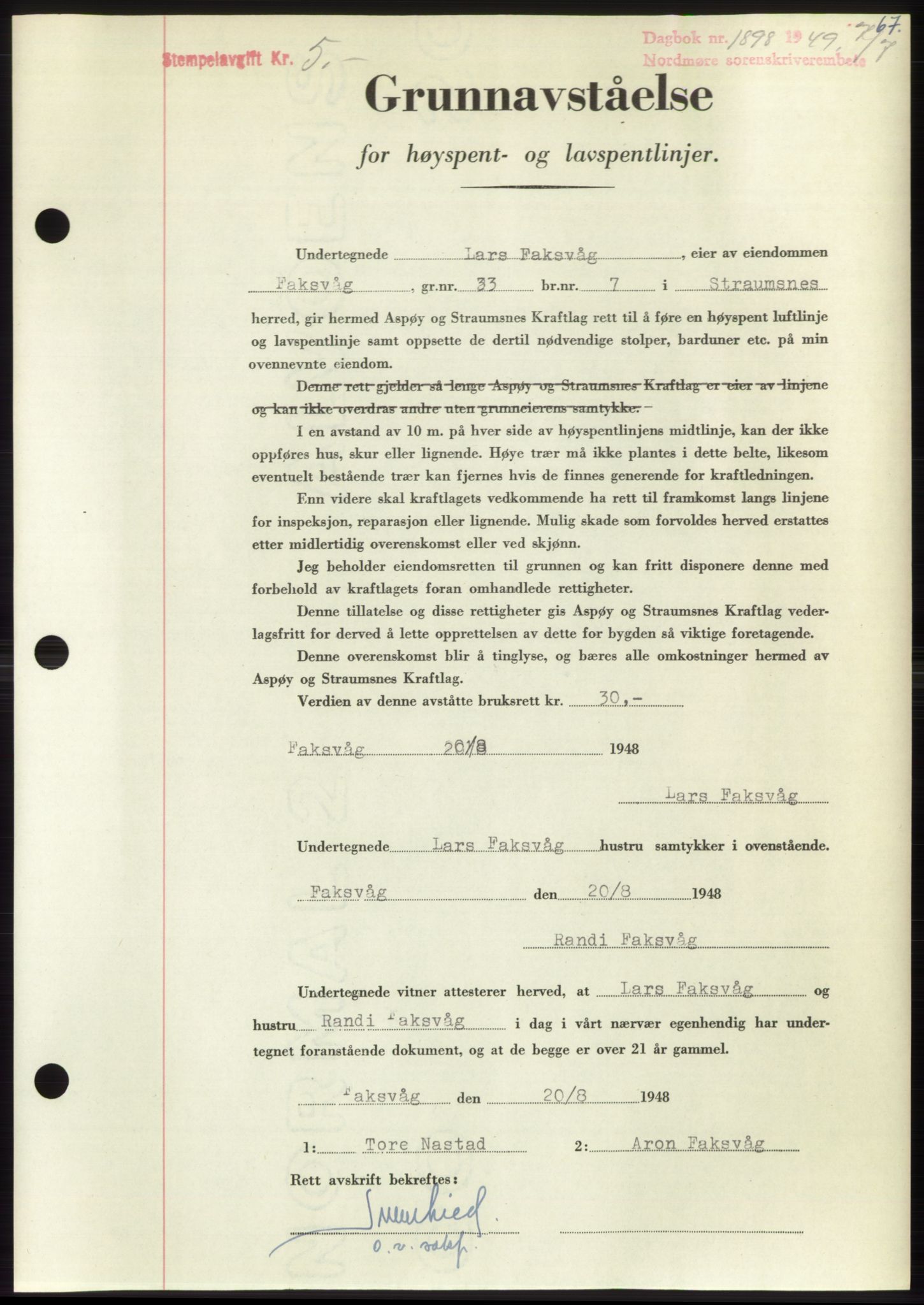 Nordmøre sorenskriveri, AV/SAT-A-4132/1/2/2Ca: Mortgage book no. B102, 1949-1949, Diary no: : 1898/1949