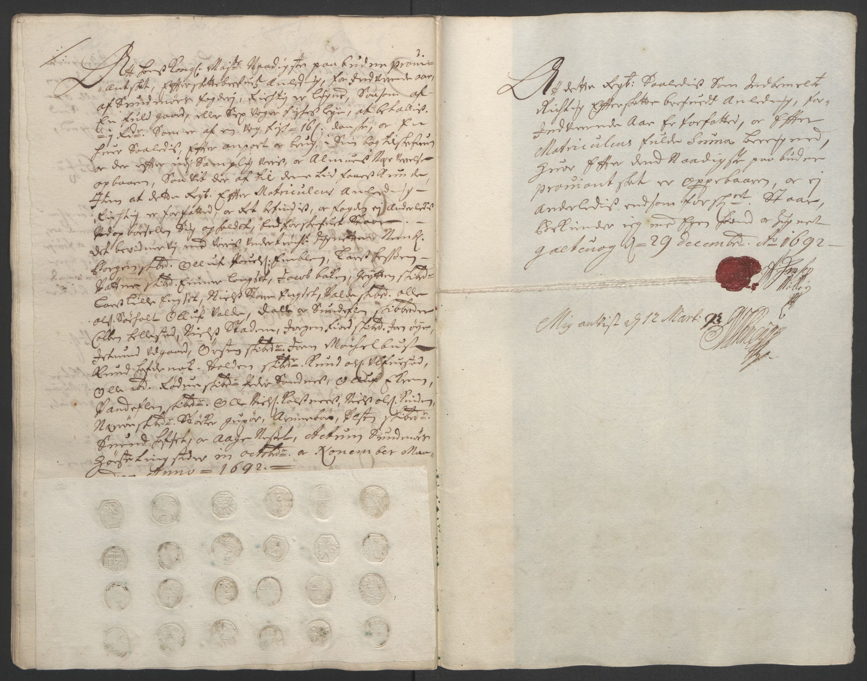 Rentekammeret inntil 1814, Reviderte regnskaper, Fogderegnskap, AV/RA-EA-4092/R54/L3554: Fogderegnskap Sunnmøre, 1691-1693, p. 181