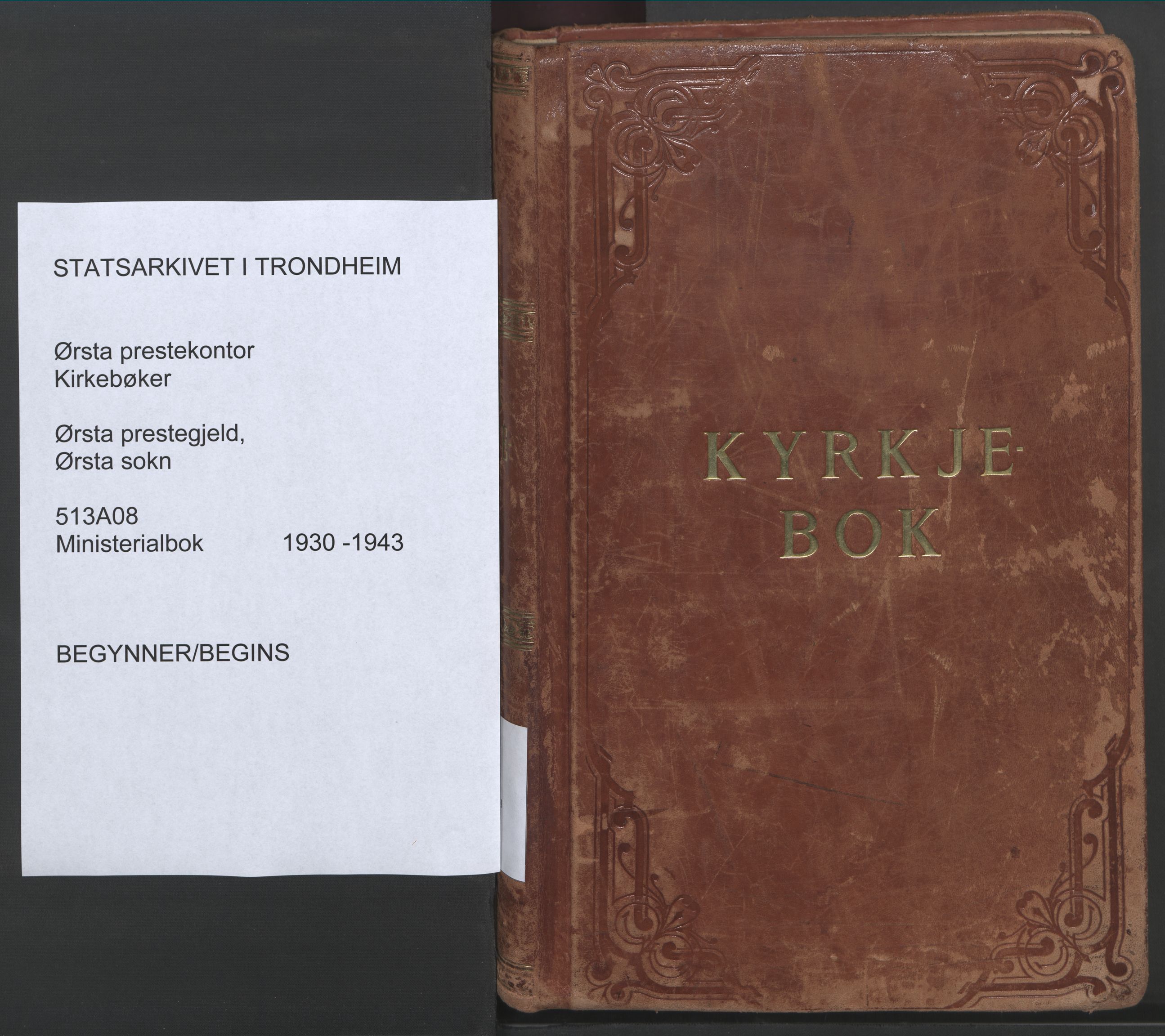 Ministerialprotokoller, klokkerbøker og fødselsregistre - Møre og Romsdal, AV/SAT-A-1454/513/L0181: Parish register (official) no. 513A08, 1930-1943