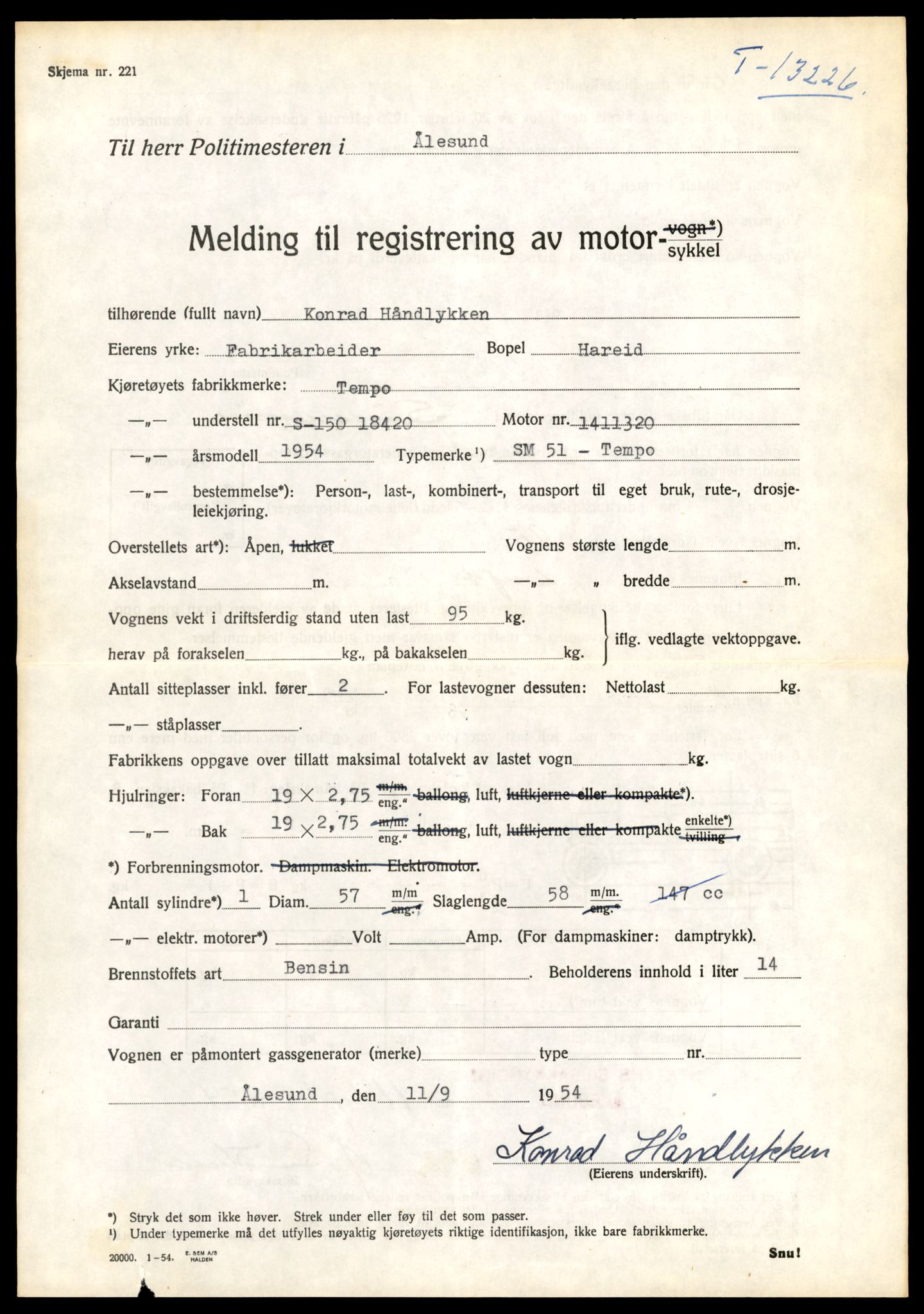 Møre og Romsdal vegkontor - Ålesund trafikkstasjon, AV/SAT-A-4099/F/Fe/L0038: Registreringskort for kjøretøy T 13180 - T 13360, 1927-1998, p. 795