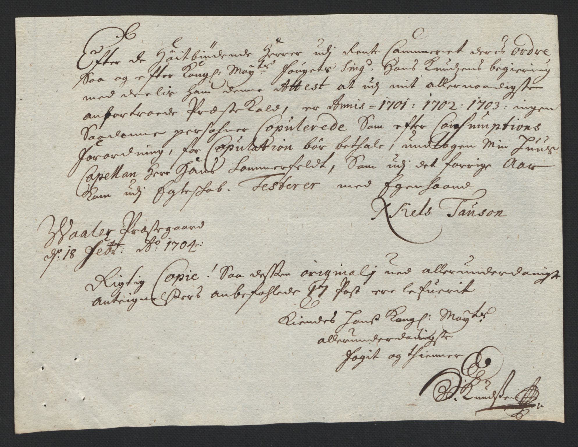 Rentekammeret inntil 1814, Reviderte regnskaper, Fogderegnskap, AV/RA-EA-4092/R04/L0132: Fogderegnskap Moss, Onsøy, Tune, Veme og Åbygge, 1703-1704, p. 104