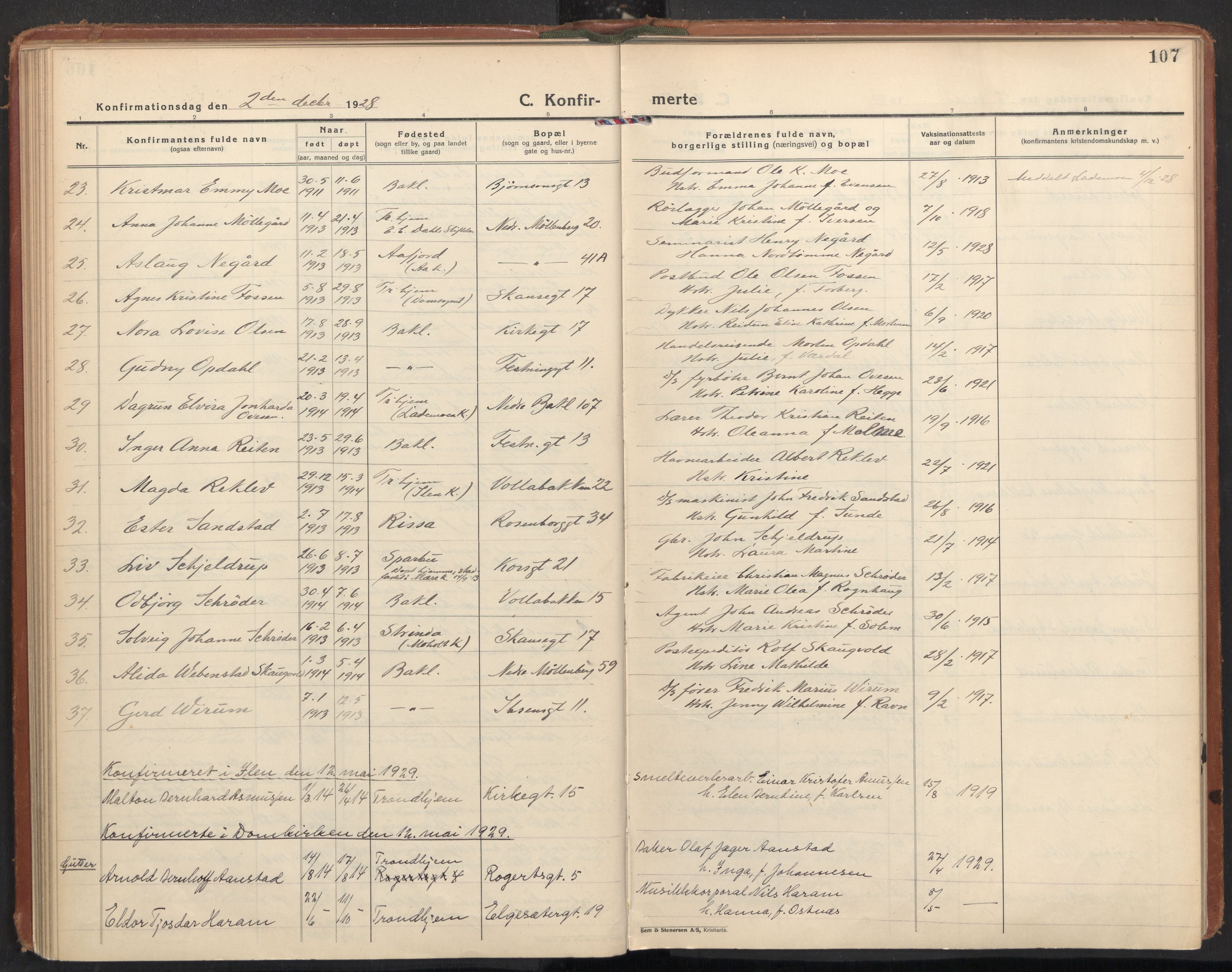 Ministerialprotokoller, klokkerbøker og fødselsregistre - Sør-Trøndelag, SAT/A-1456/604/L0208: Parish register (official) no. 604A28, 1923-1937, p. 107