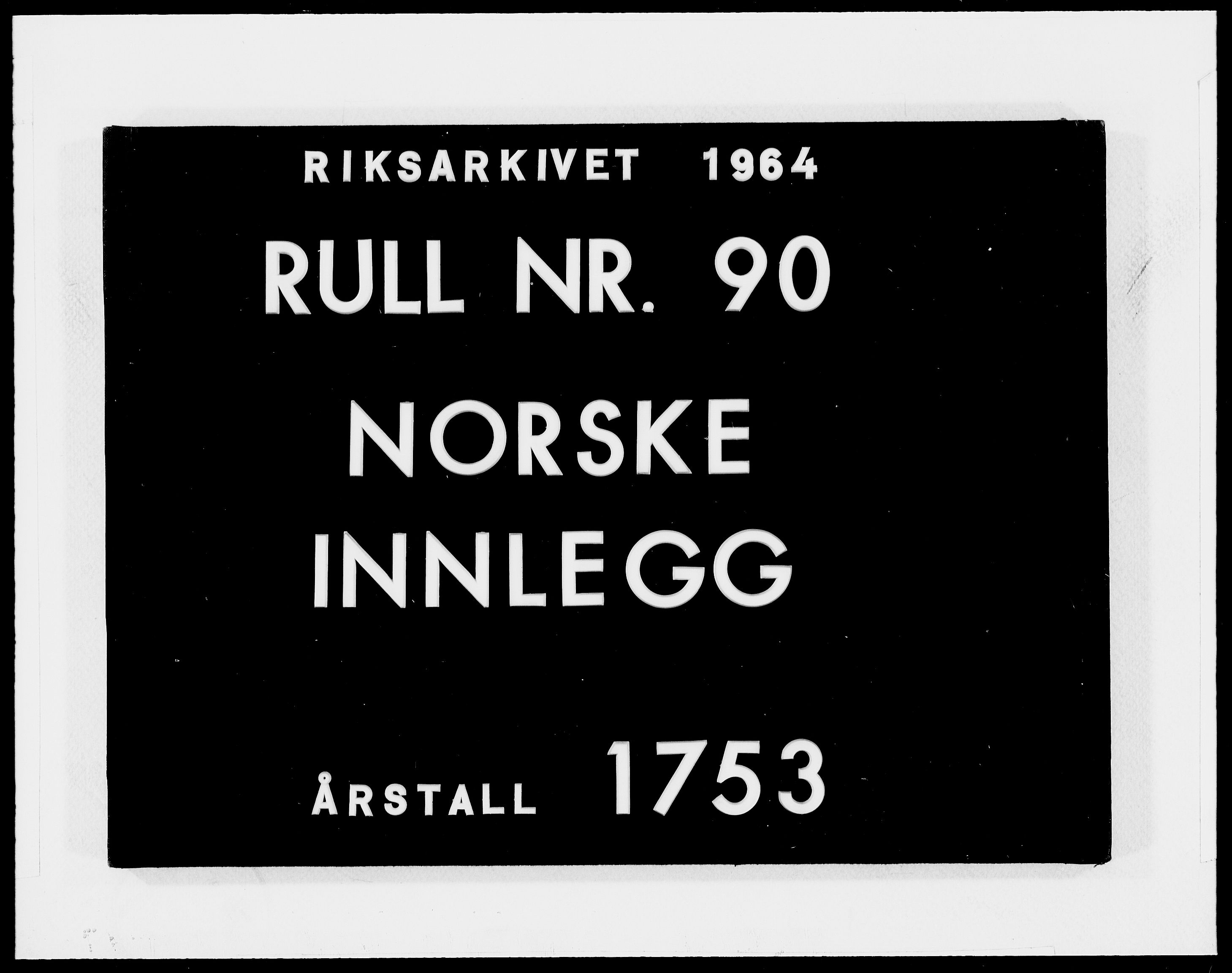 Danske Kanselli 1572-1799, AV/RA-EA-3023/F/Fc/Fcc/Fcca/L0163: Norske innlegg 1572-1799, 1753, p. 213