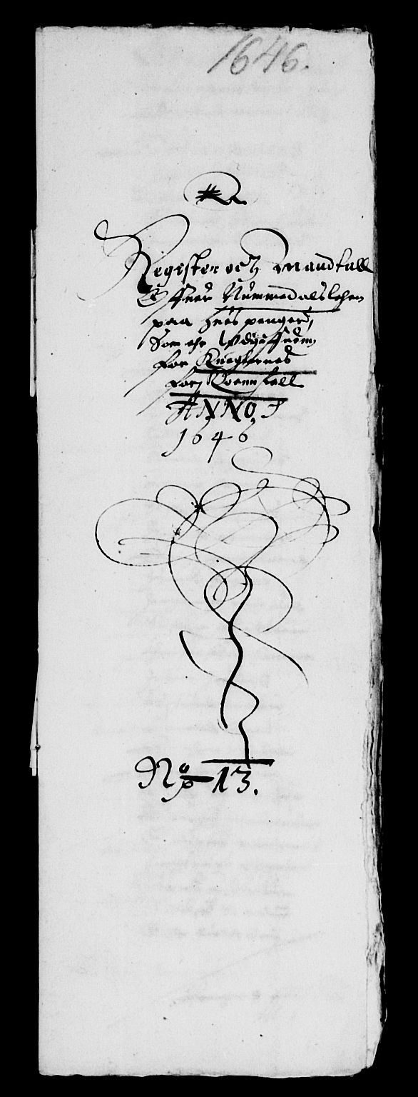 Rentekammeret inntil 1814, Reviderte regnskaper, Lensregnskaper, AV/RA-EA-5023/R/Rb/Rbw/L0089: Trondheim len, 1642-1647