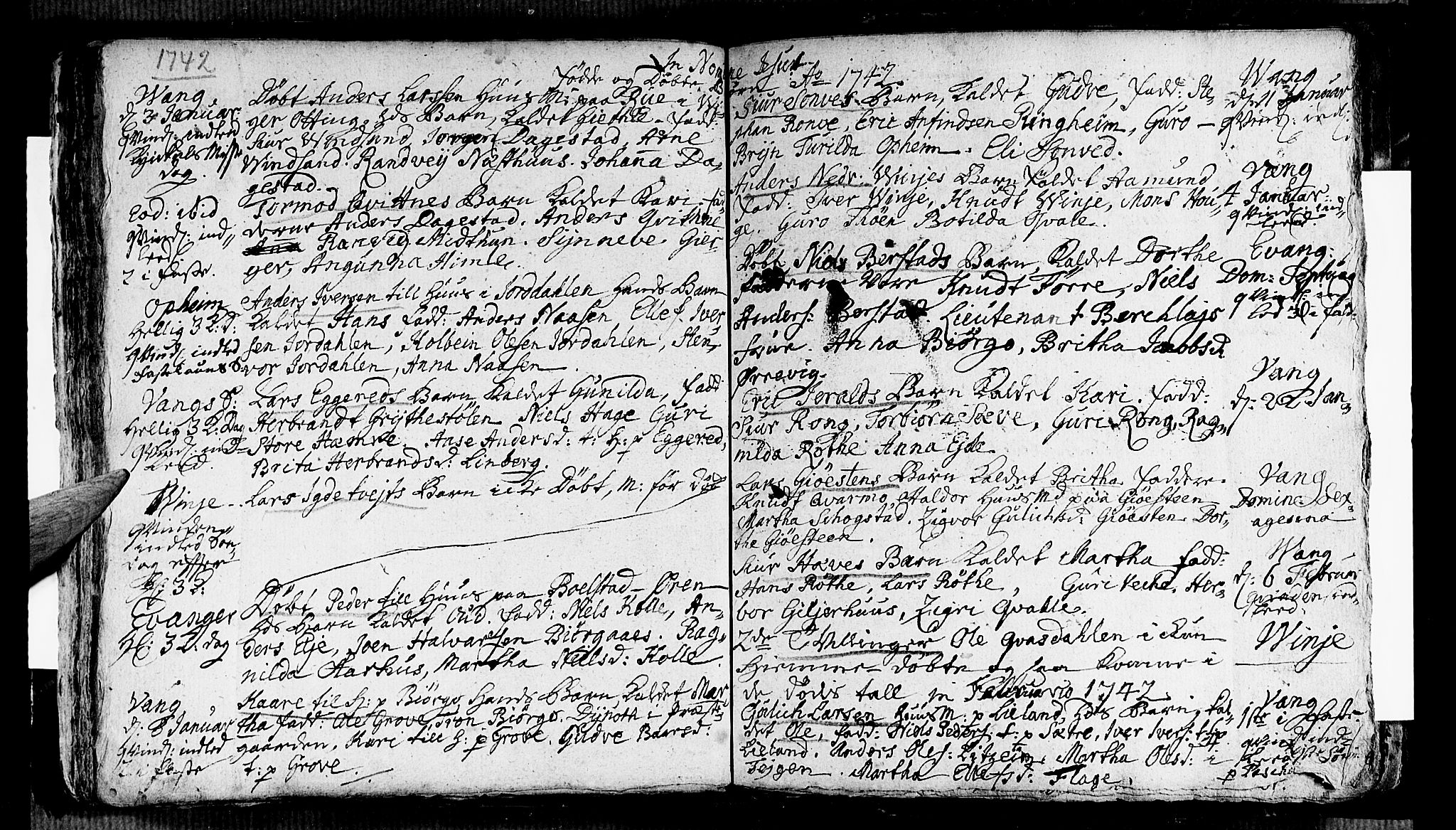 Voss sokneprestembete, AV/SAB-A-79001/H/Haa: Parish register (official) no. A 5, 1736-1743, p. 107