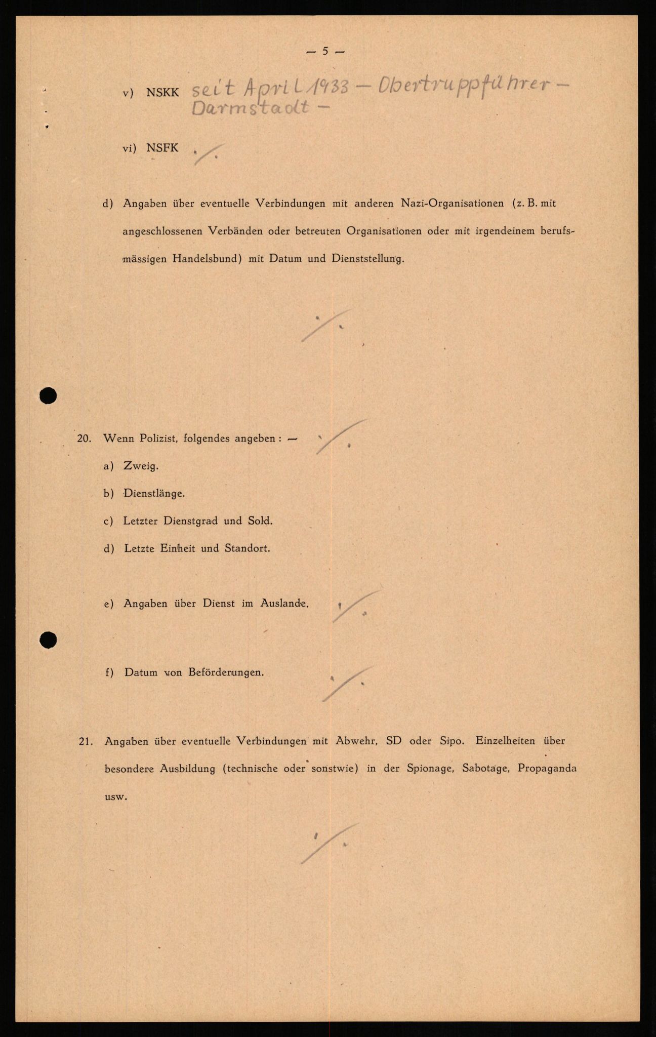 Forsvaret, Forsvarets overkommando II, AV/RA-RAFA-3915/D/Db/L0021: CI Questionaires. Tyske okkupasjonsstyrker i Norge. Tyskere., 1945-1946, p. 119