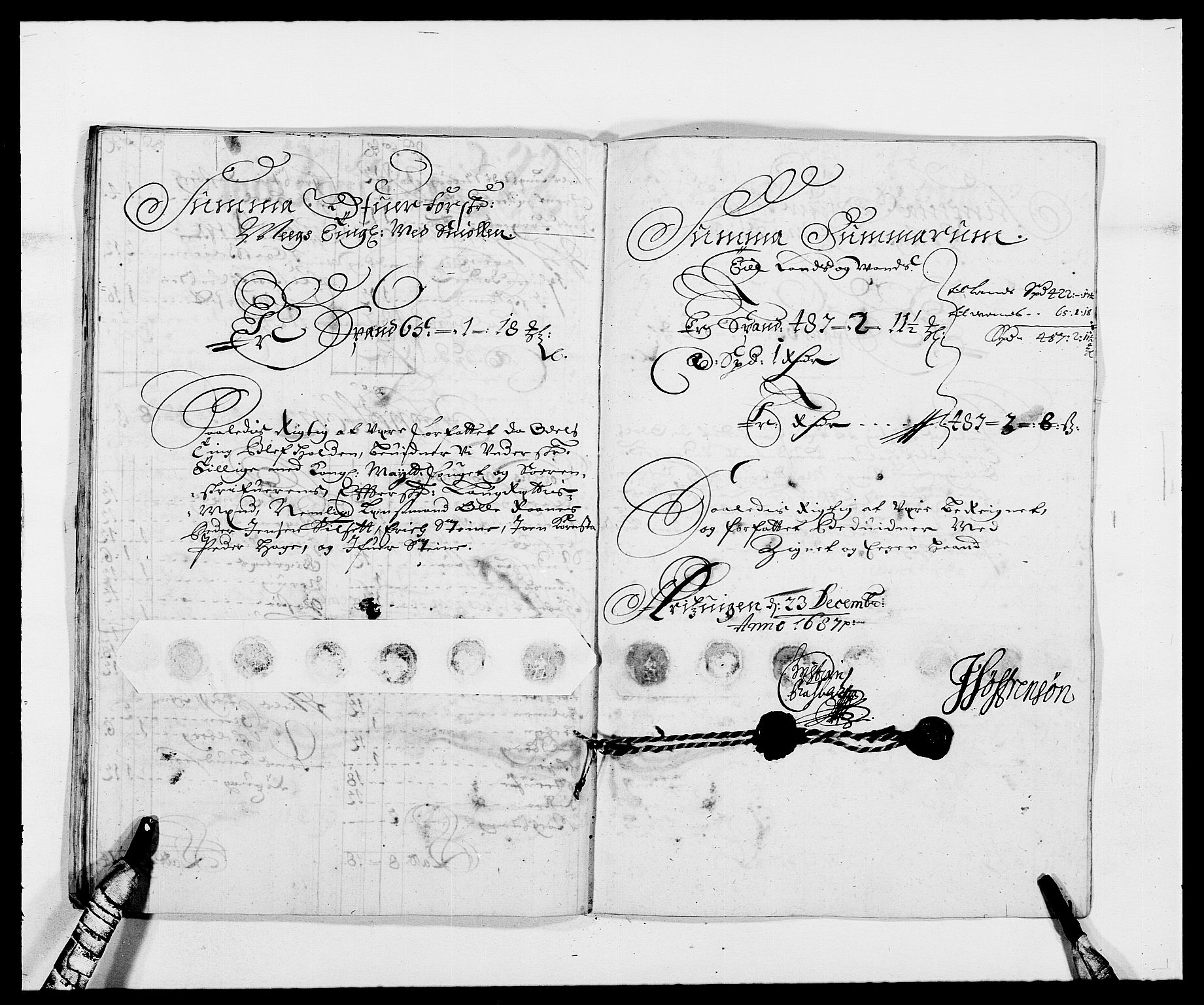 Rentekammeret inntil 1814, Reviderte regnskaper, Fogderegnskap, RA/EA-4092/R56/L3733: Fogderegnskap Nordmøre, 1687-1689, p. 42