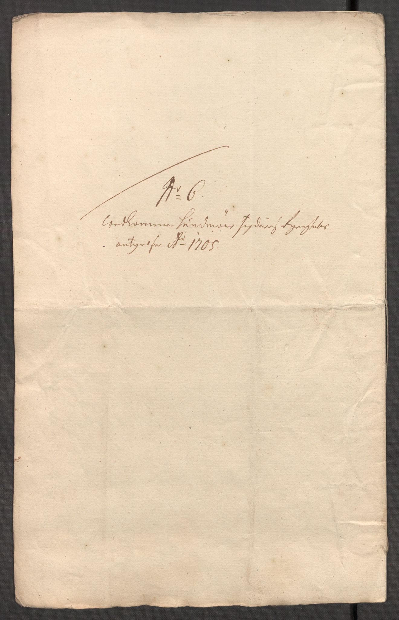 Rentekammeret inntil 1814, Reviderte regnskaper, Fogderegnskap, AV/RA-EA-4092/R54/L3560: Fogderegnskap Sunnmøre, 1704-1705, p. 475