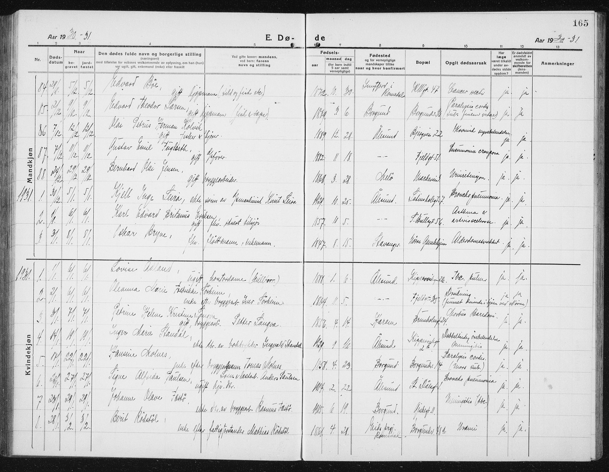 Ministerialprotokoller, klokkerbøker og fødselsregistre - Møre og Romsdal, AV/SAT-A-1454/529/L0474: Parish register (copy) no. 529C11, 1918-1938, p. 165