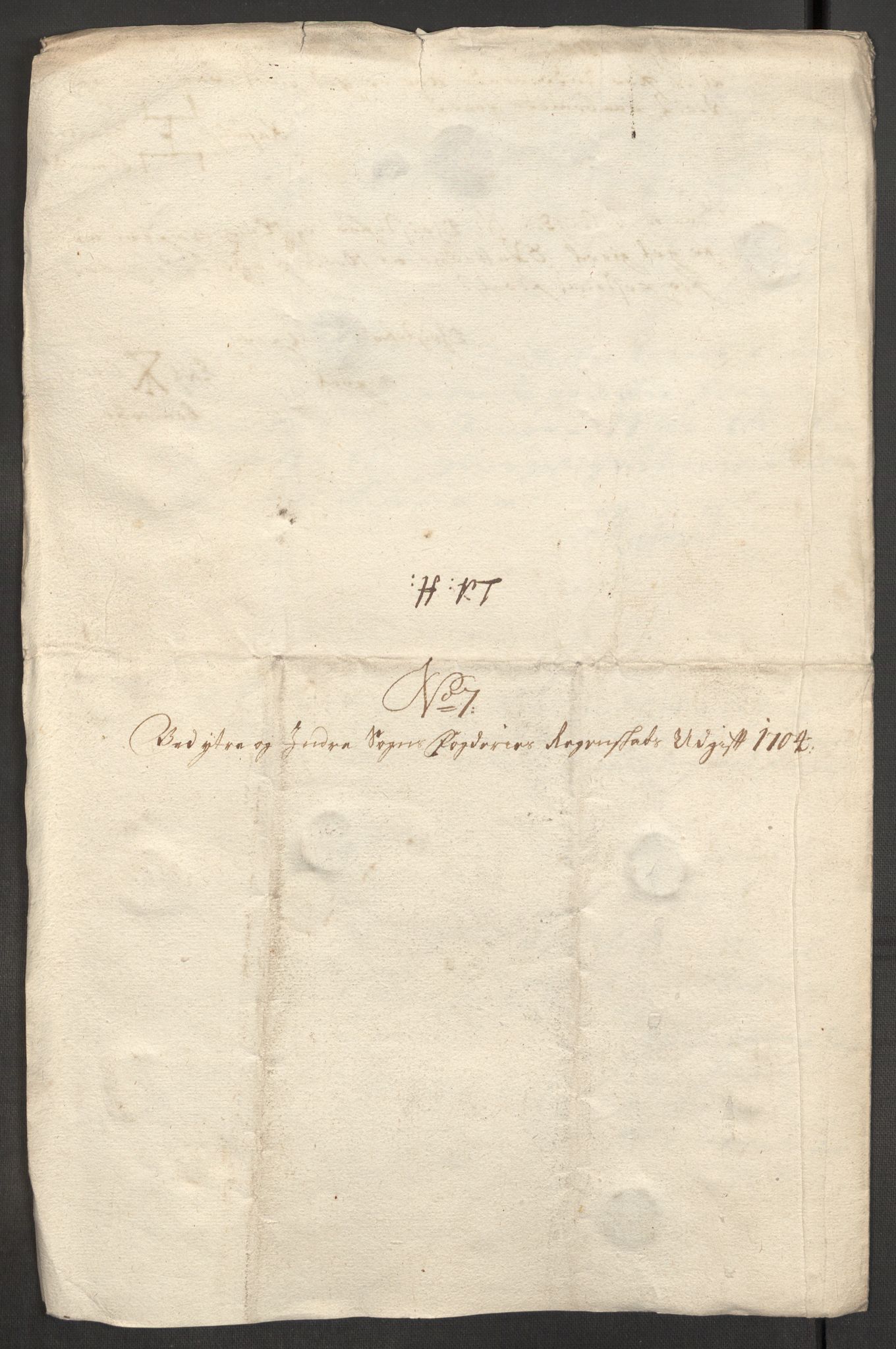 Rentekammeret inntil 1814, Reviderte regnskaper, Fogderegnskap, AV/RA-EA-4092/R52/L3313: Fogderegnskap Sogn, 1703-1704, p. 462