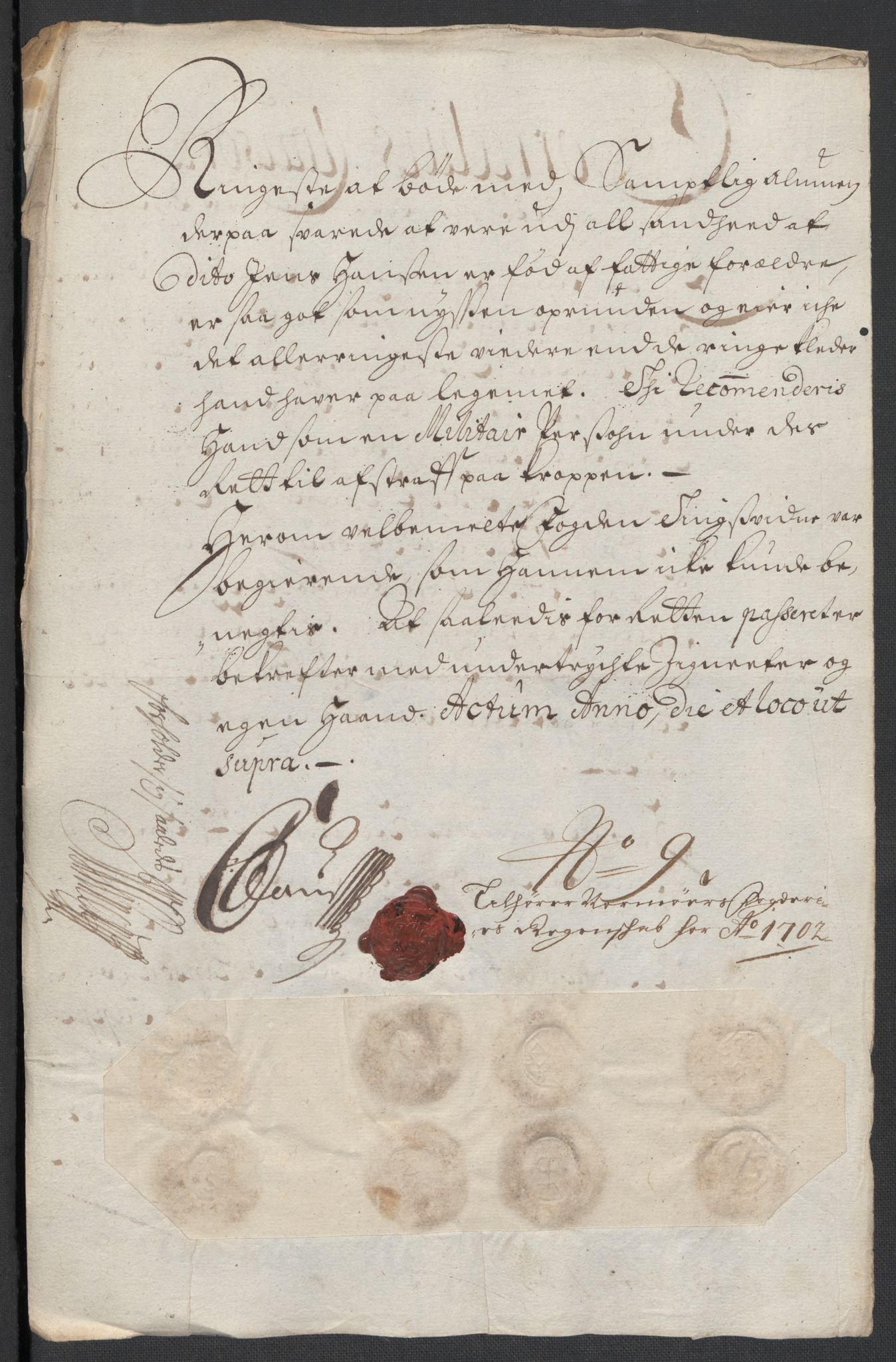 Rentekammeret inntil 1814, Reviderte regnskaper, Fogderegnskap, AV/RA-EA-4092/R56/L3739: Fogderegnskap Nordmøre, 1700-1702, p. 446