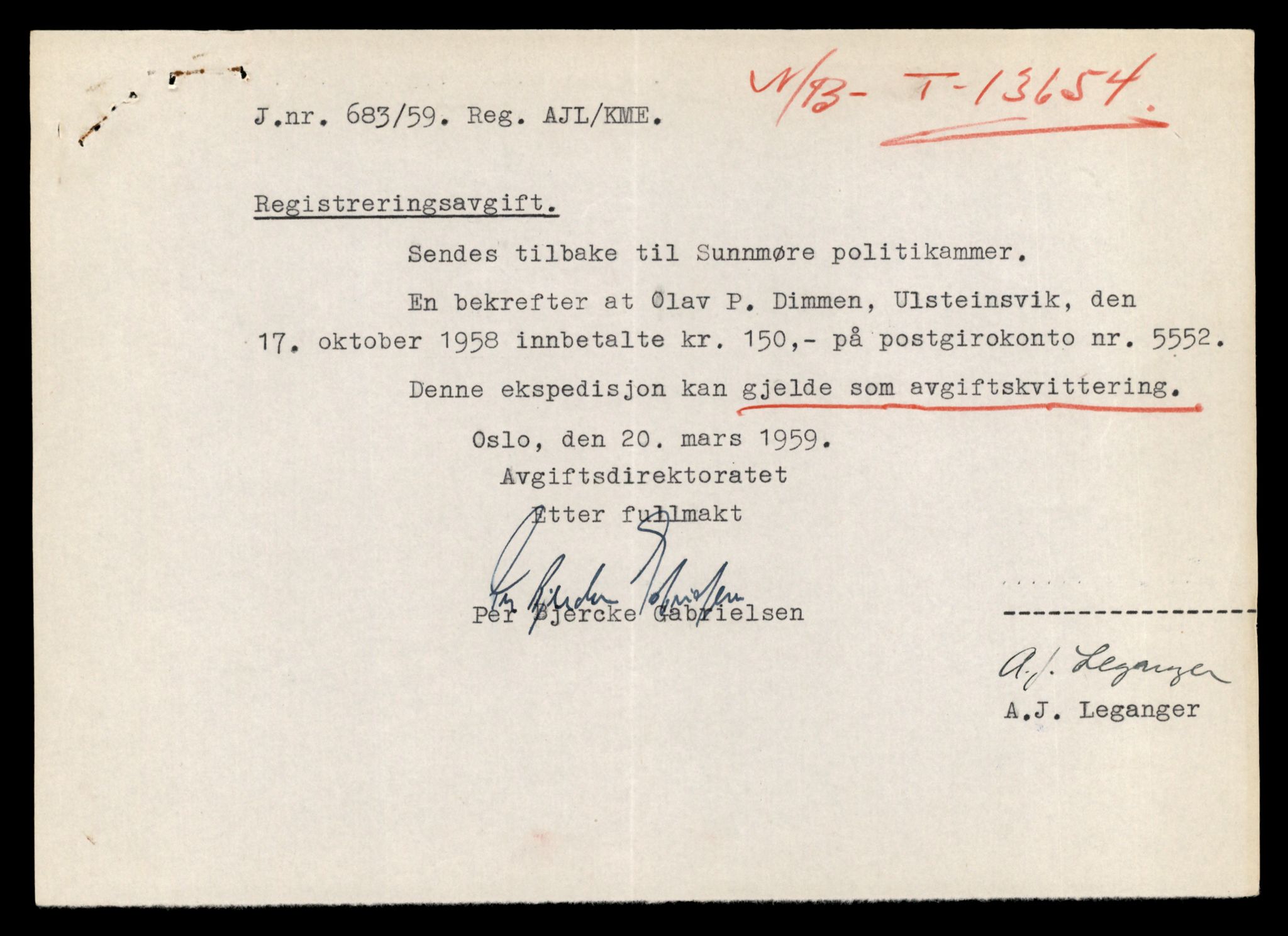 Møre og Romsdal vegkontor - Ålesund trafikkstasjon, AV/SAT-A-4099/F/Fe/L0040: Registreringskort for kjøretøy T 13531 - T 13709, 1927-1998, p. 2221